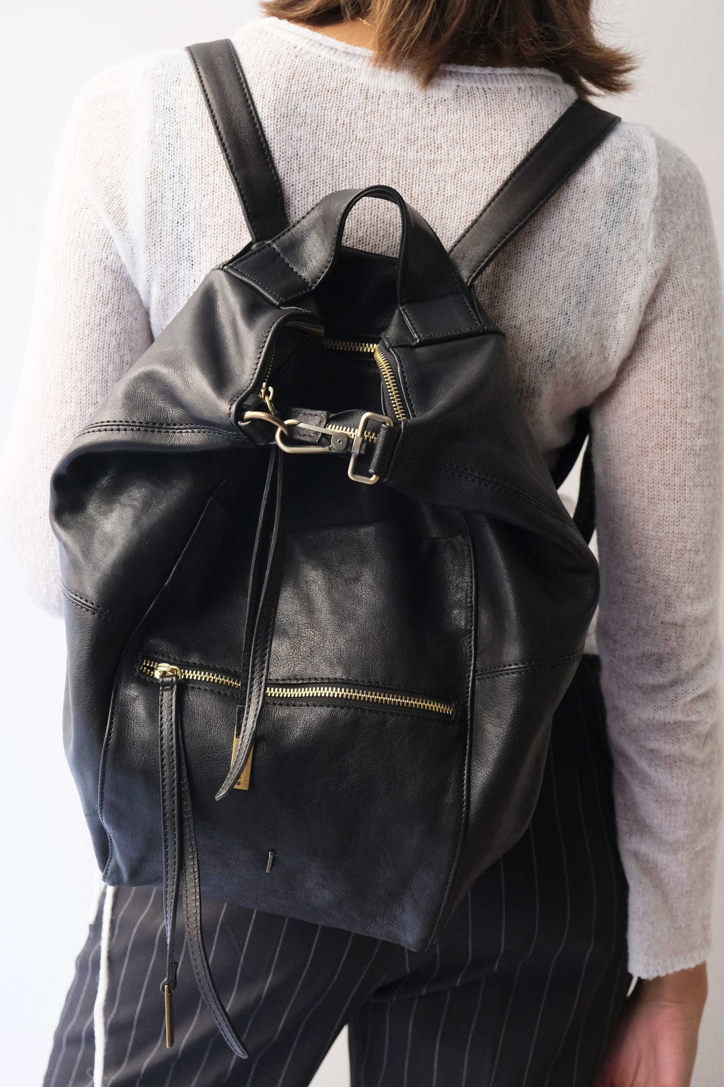 Vicky backpack in black vegetable-tanned nappa leather, - Made in Italy -