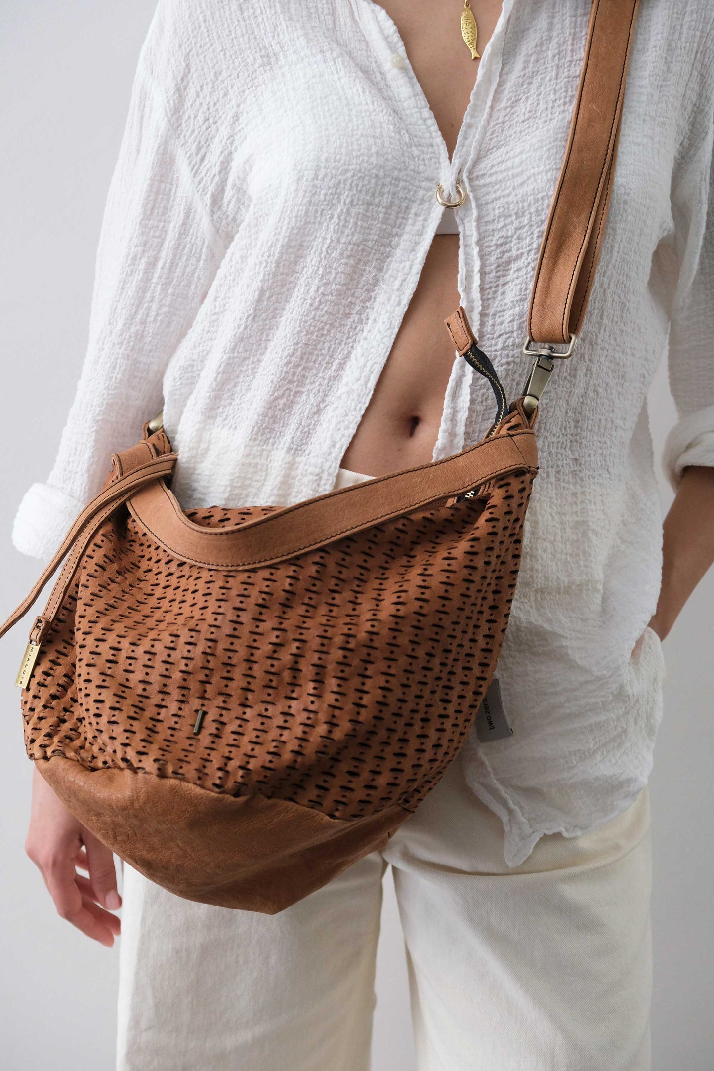 Carola bag cognac in morbida nappa traforata giunco - Made in Italy -