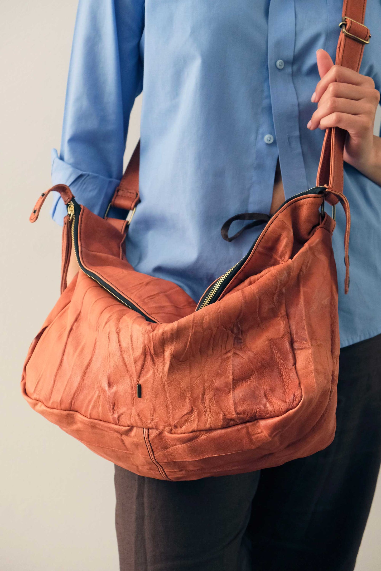 Chicca hobo bag in morbida nappa lomé lips - Made in Italy -