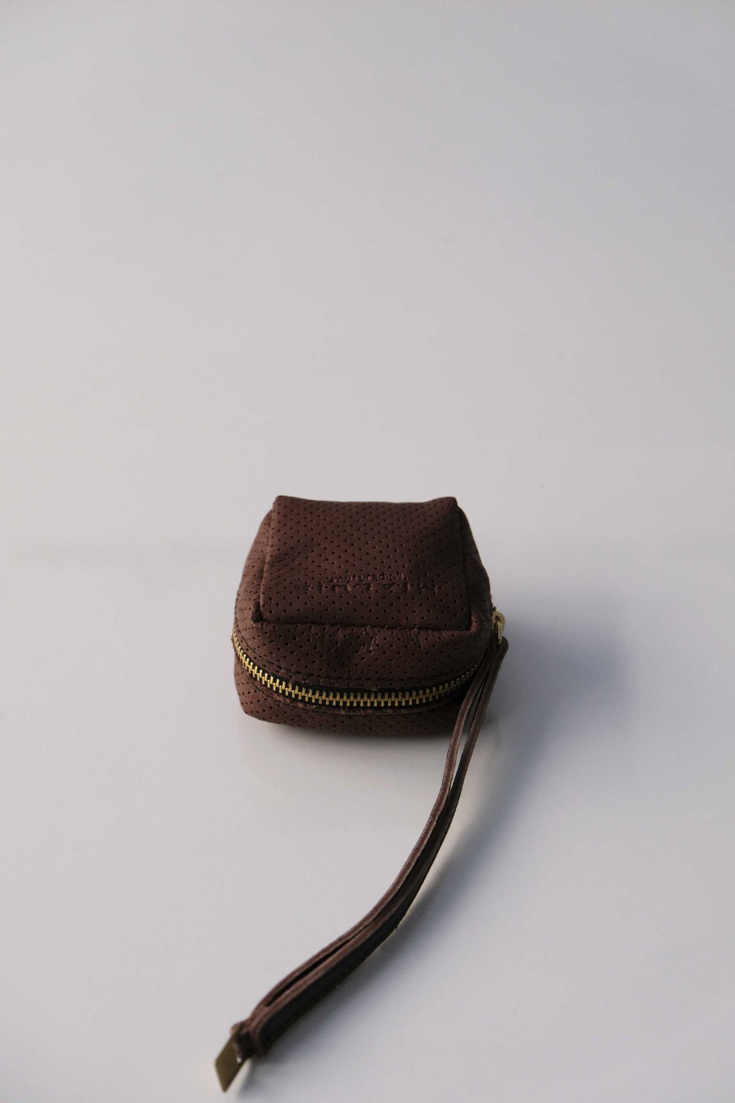 Dream box mini pochette in nappa forata cioccolato - Made in Italy -
