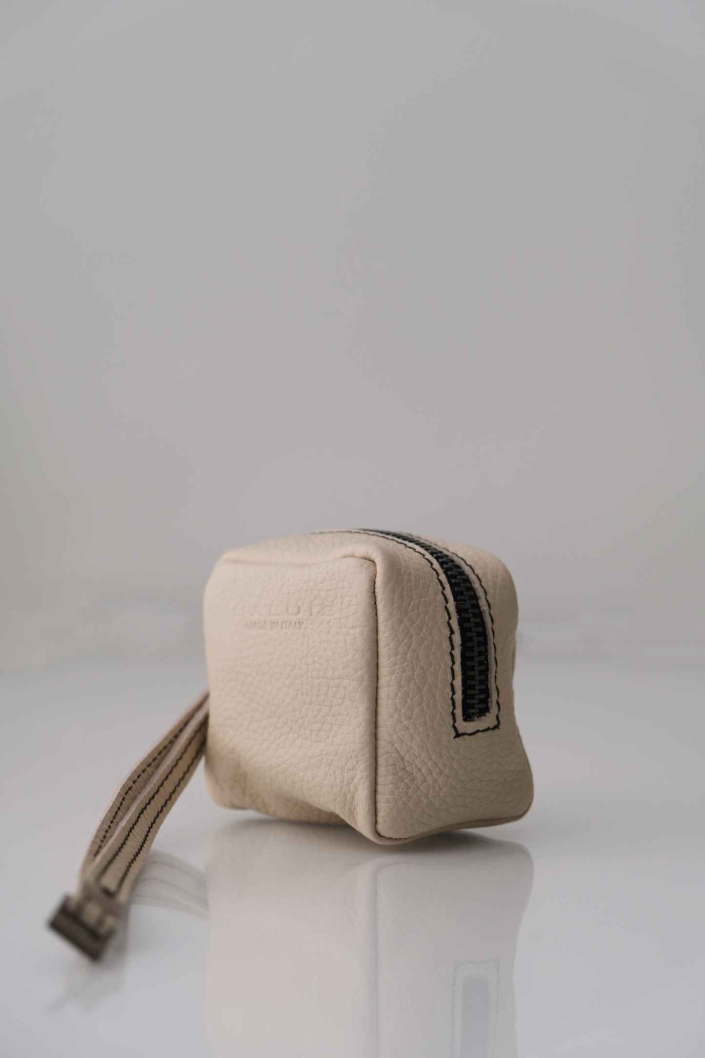 Dream box mini pochette in morbida pelle crema - Made in Italy -