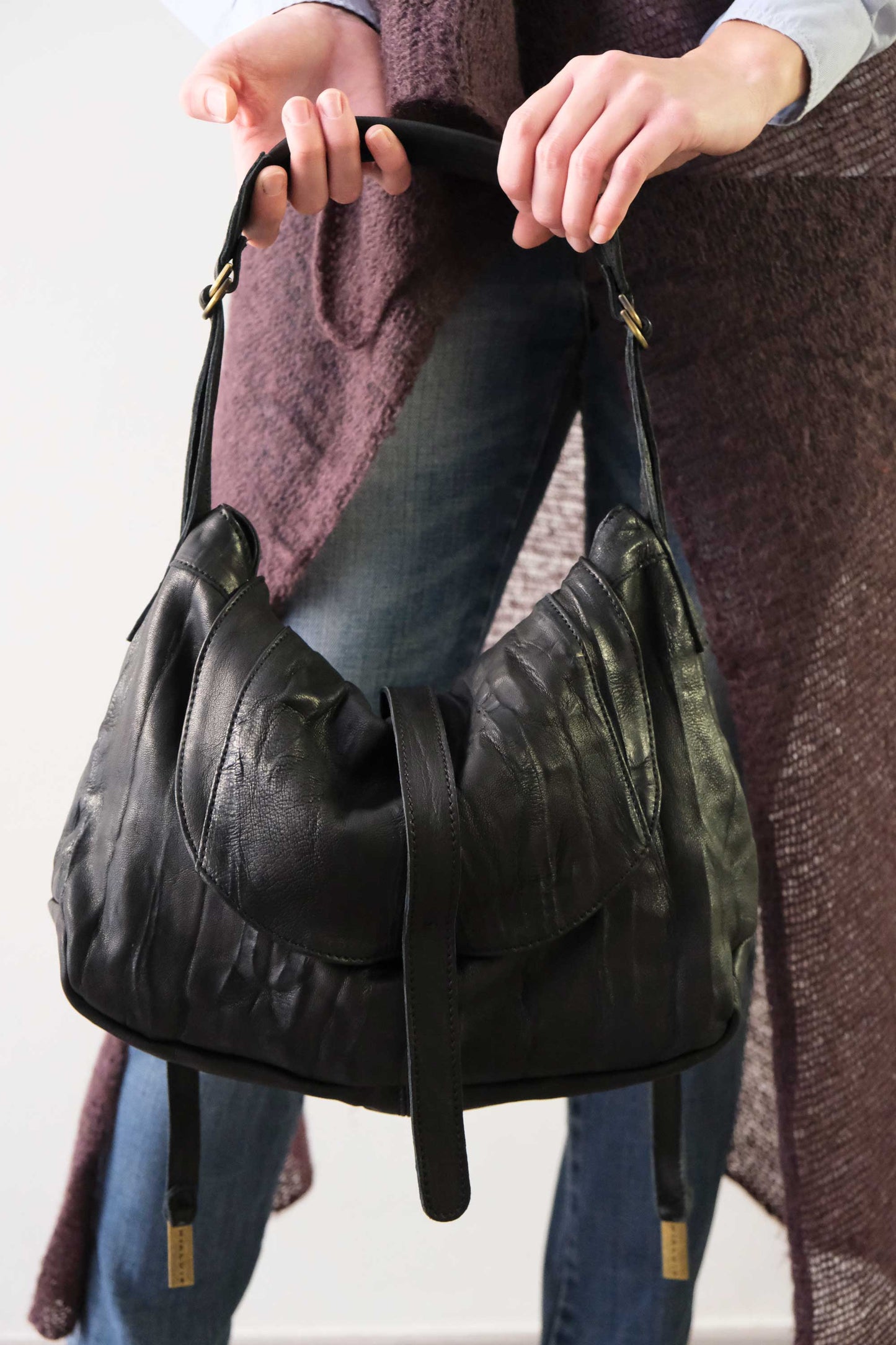 Do saddle bag black in soft nappa lomé - Made in Italy -