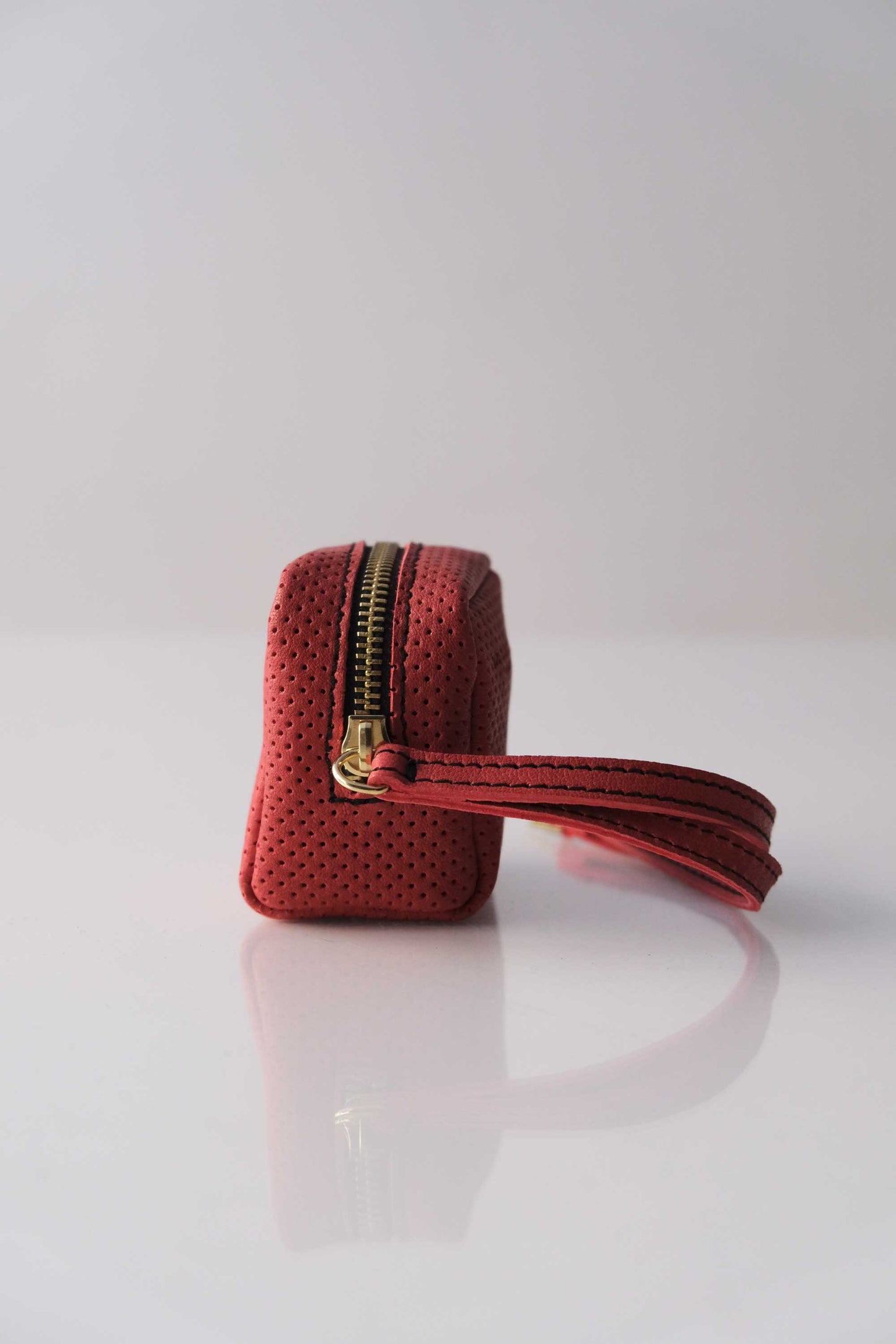 Dream box mini pochette in nappa forata rossa - Made in Italy -