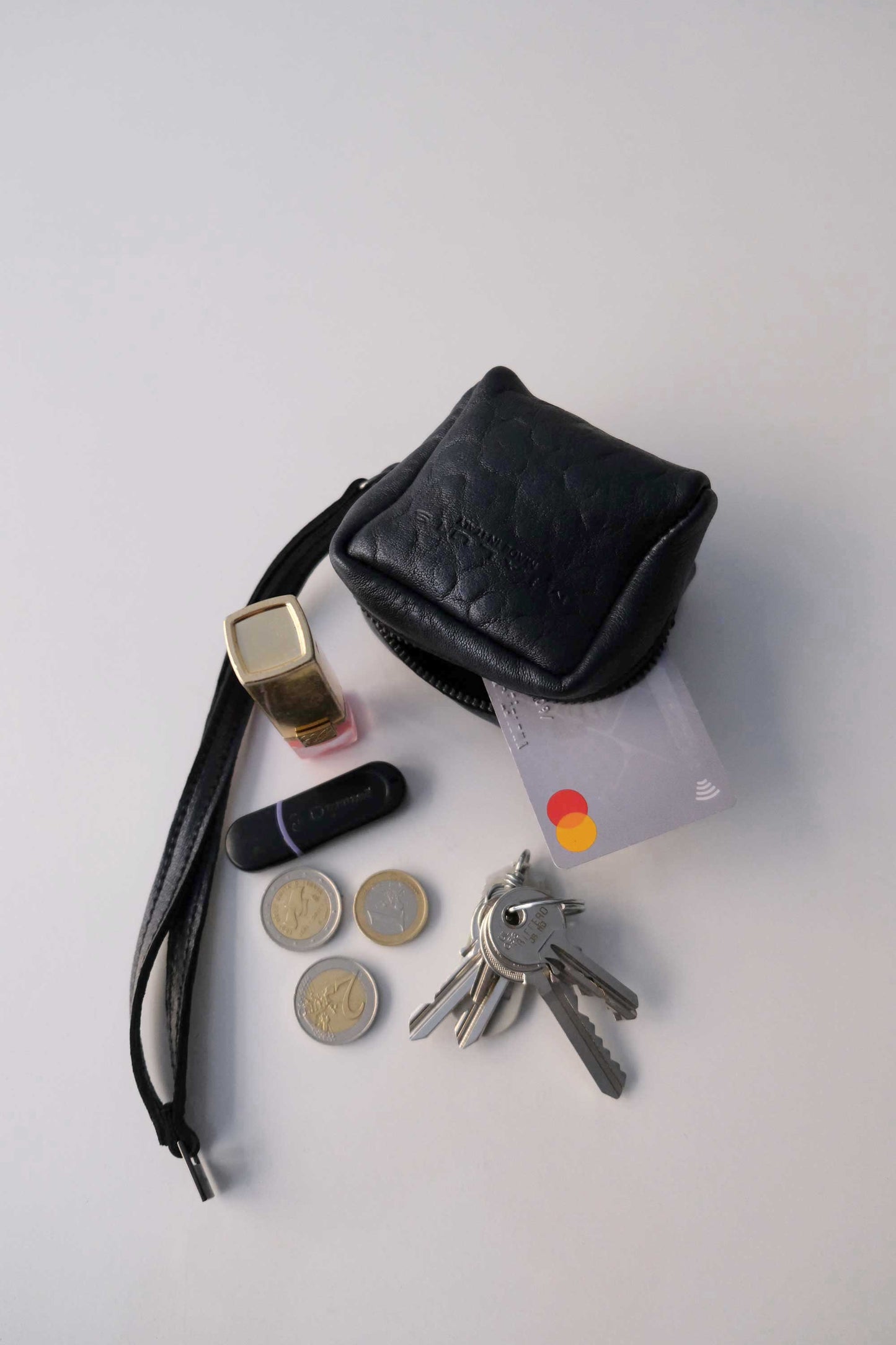 Dream box mini pochette in navy soft leather