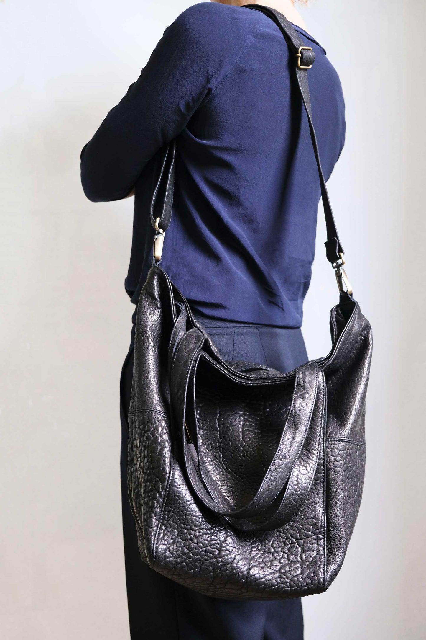 Mele tote bag in mutton vegetable leather