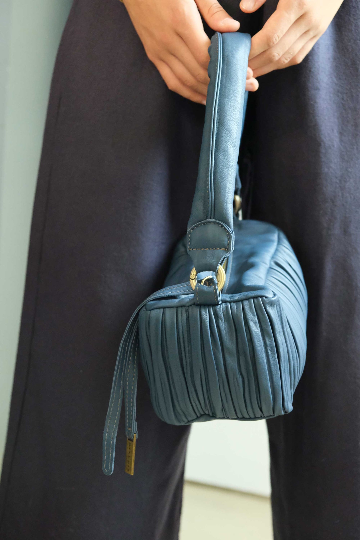 Bobo mini in denim pleated leather