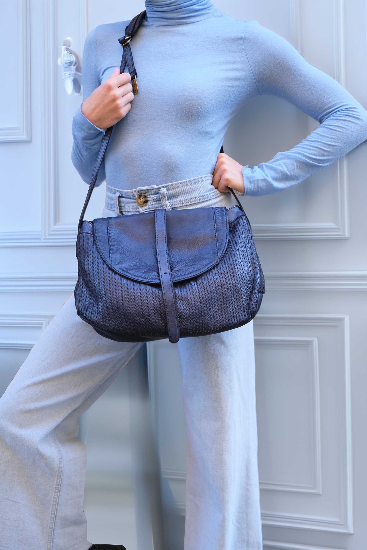 Do saddle bag in cobalt turner calf soft leather - Made in Italy -