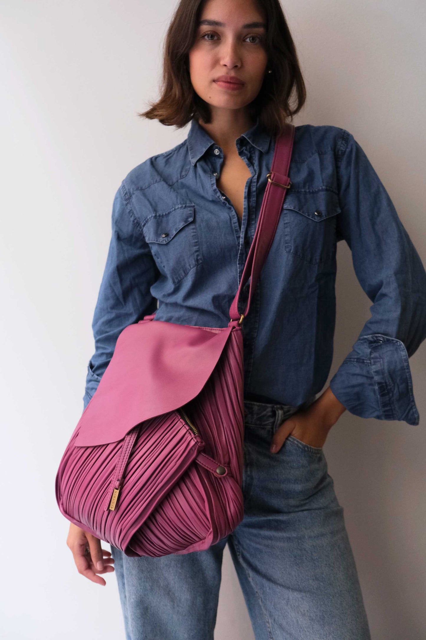 PREORDINE sconto 15% - Gabri borsa tote in nappa plissettata color barolo - usa il codice PREORDER15 - LA CONSEGNA E' STIMATA PER LA FINE DI SETTEMBRE- Made in Italy -