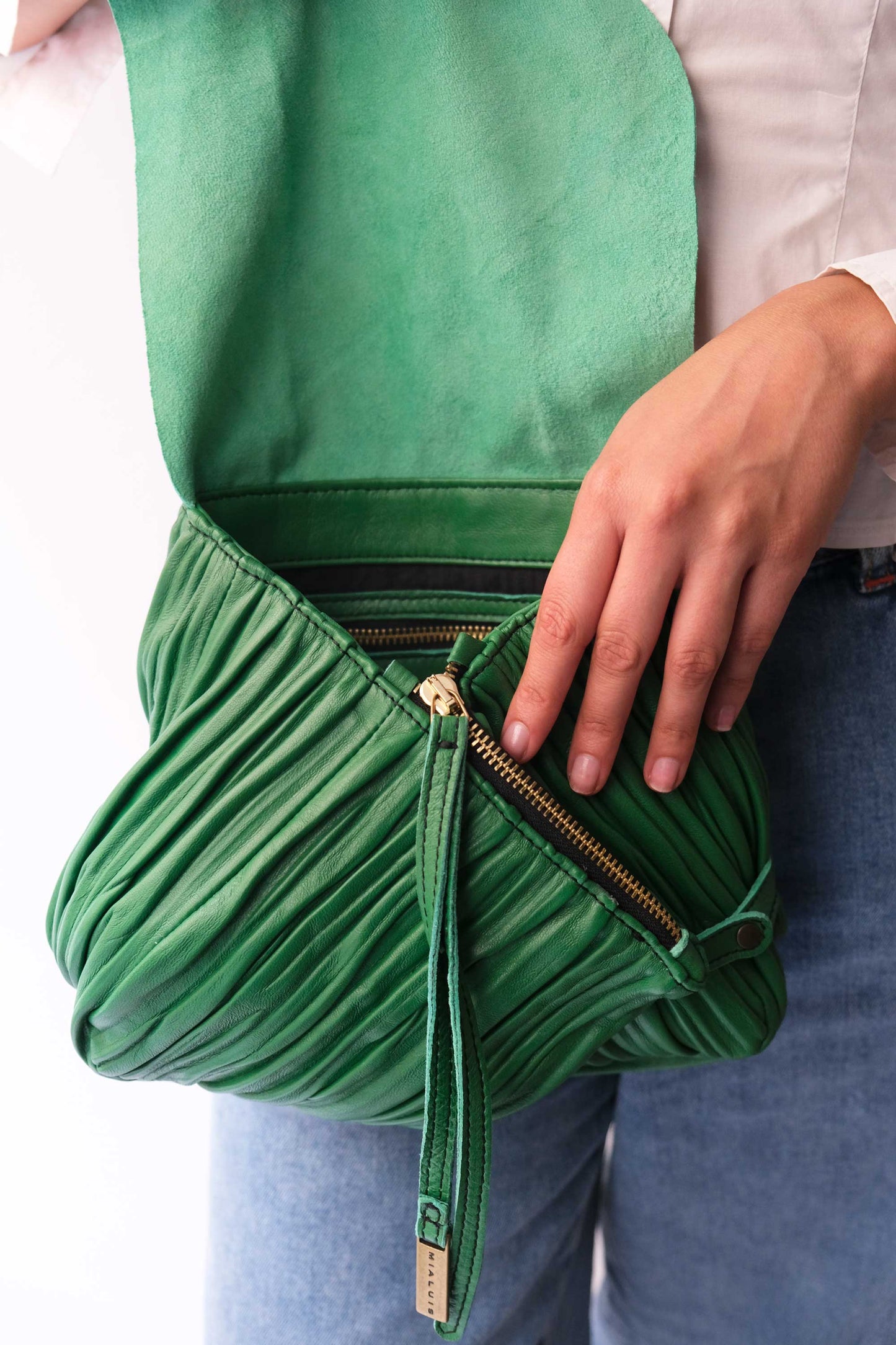 Minu in pleated emerald colour leather - Made in Italy -