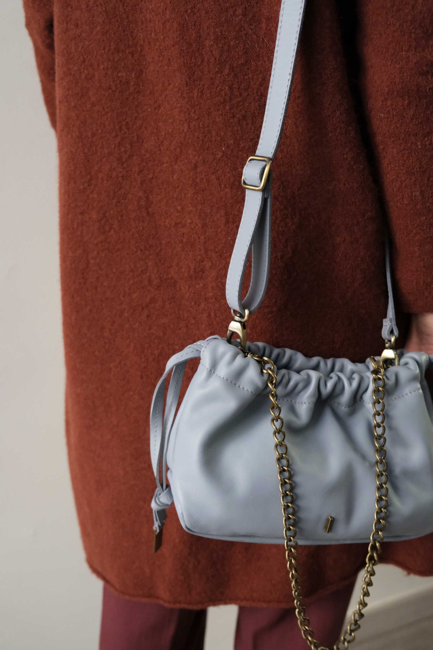 Agnes mini pochette in sky soft leather
