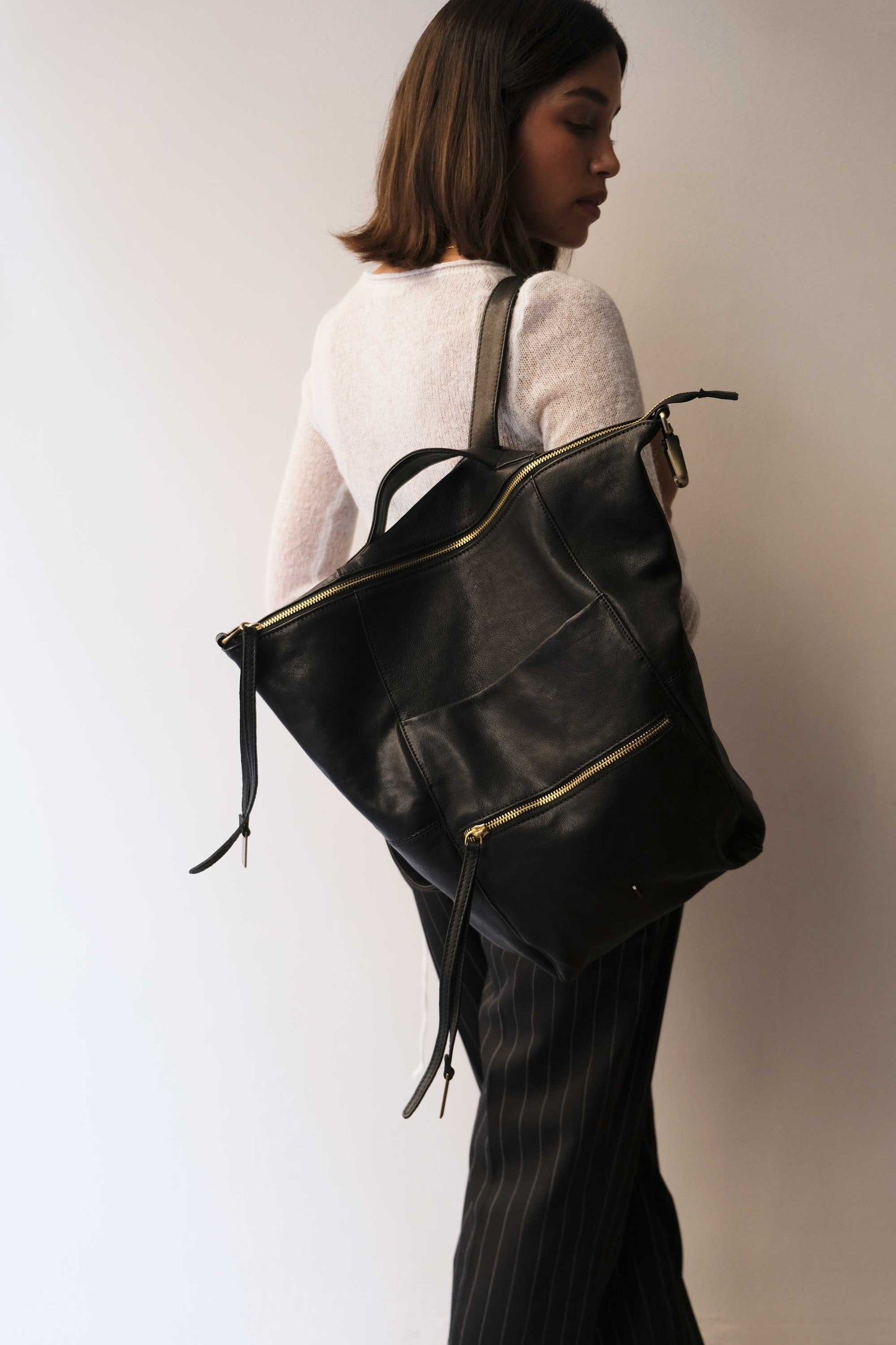 Vicky backpack in black vegetable-tanned nappa leather, - Made in Italy -