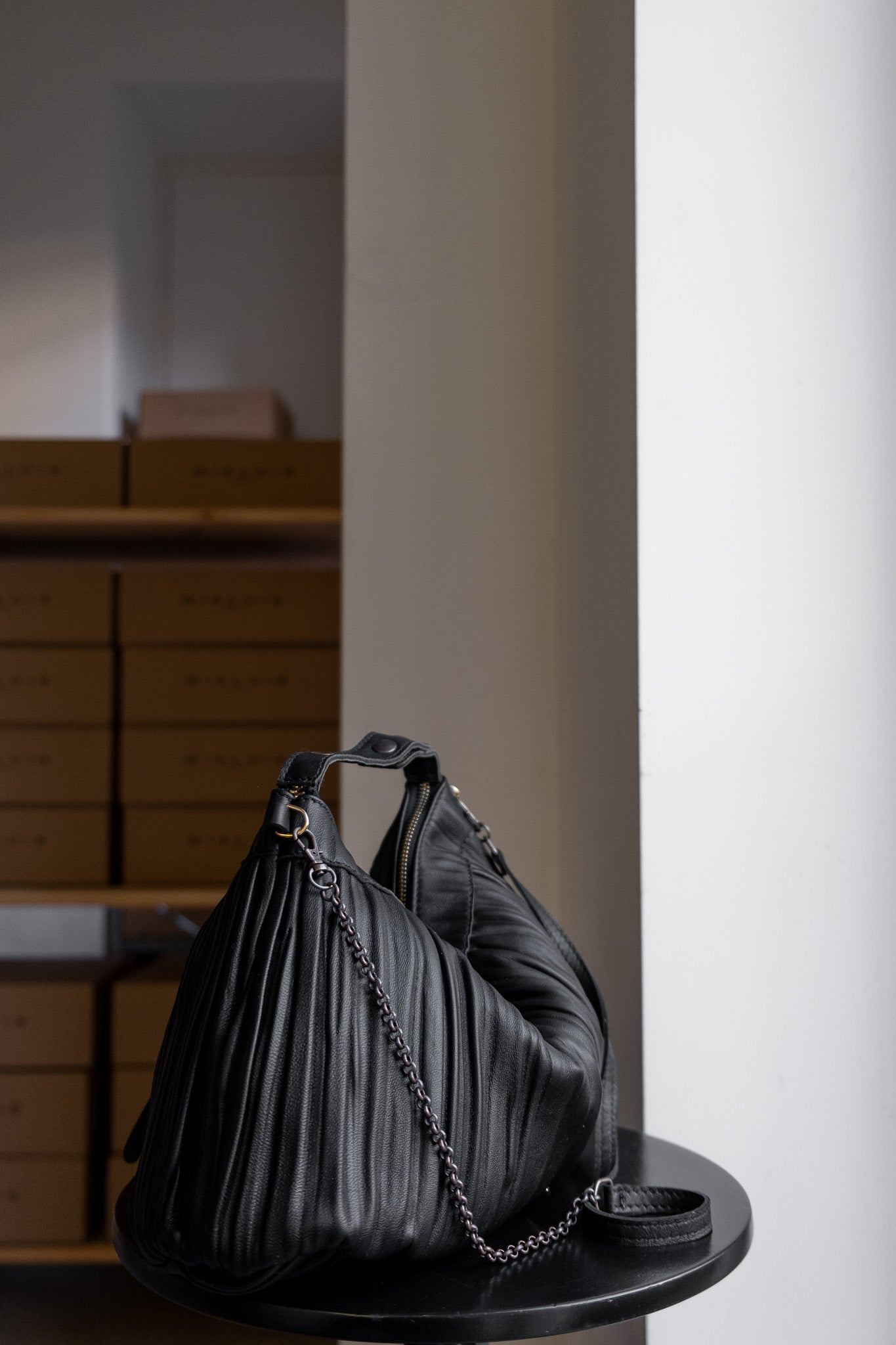 Chicca Media hobo bag in black pleated leather - Made in Italy -