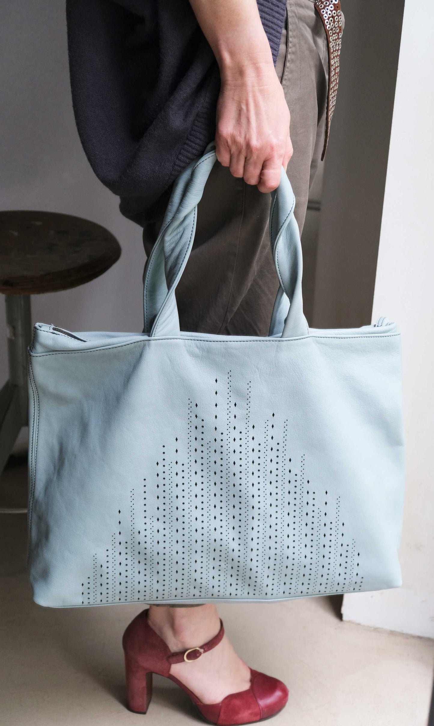 Fosca in sky washed calf leather