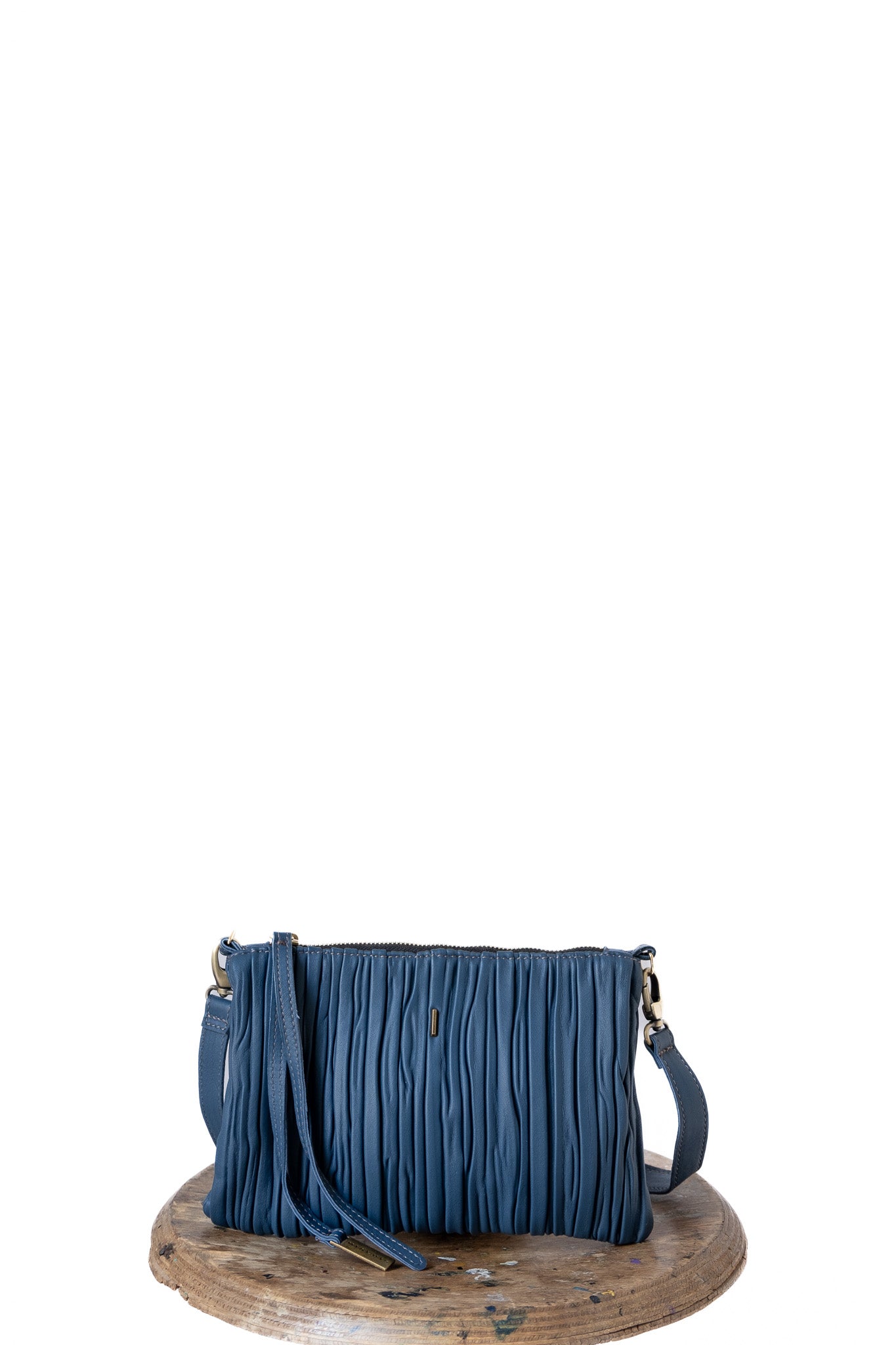 Tina pochette in denim pleated leather