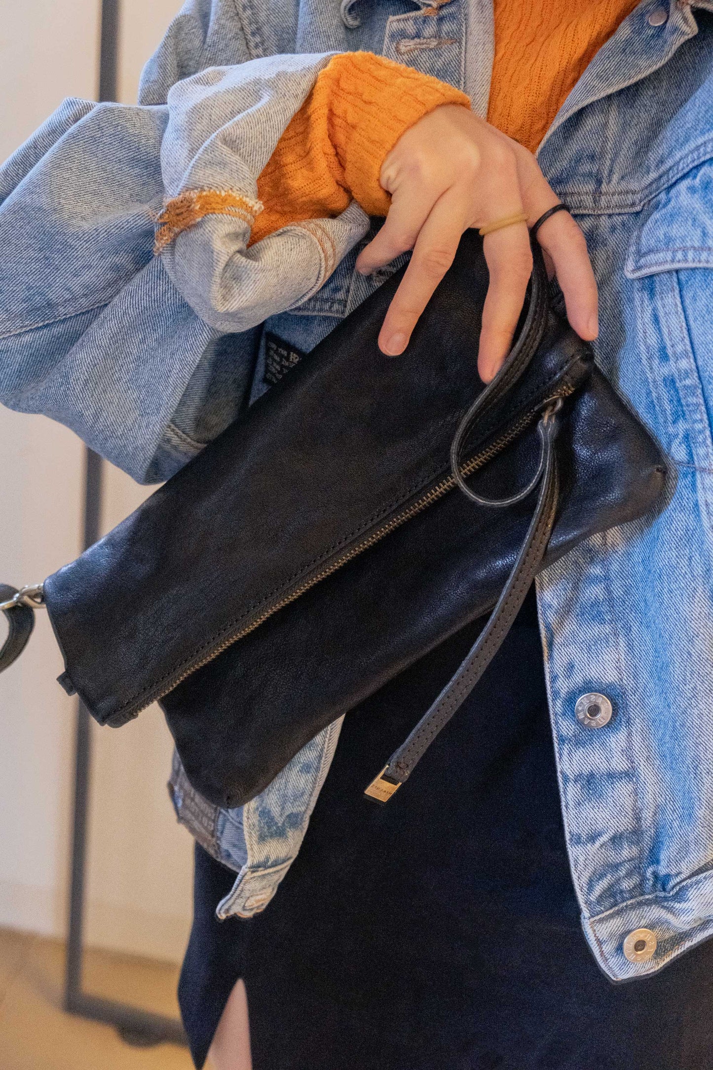 Stella modular pochette in black nappa leather