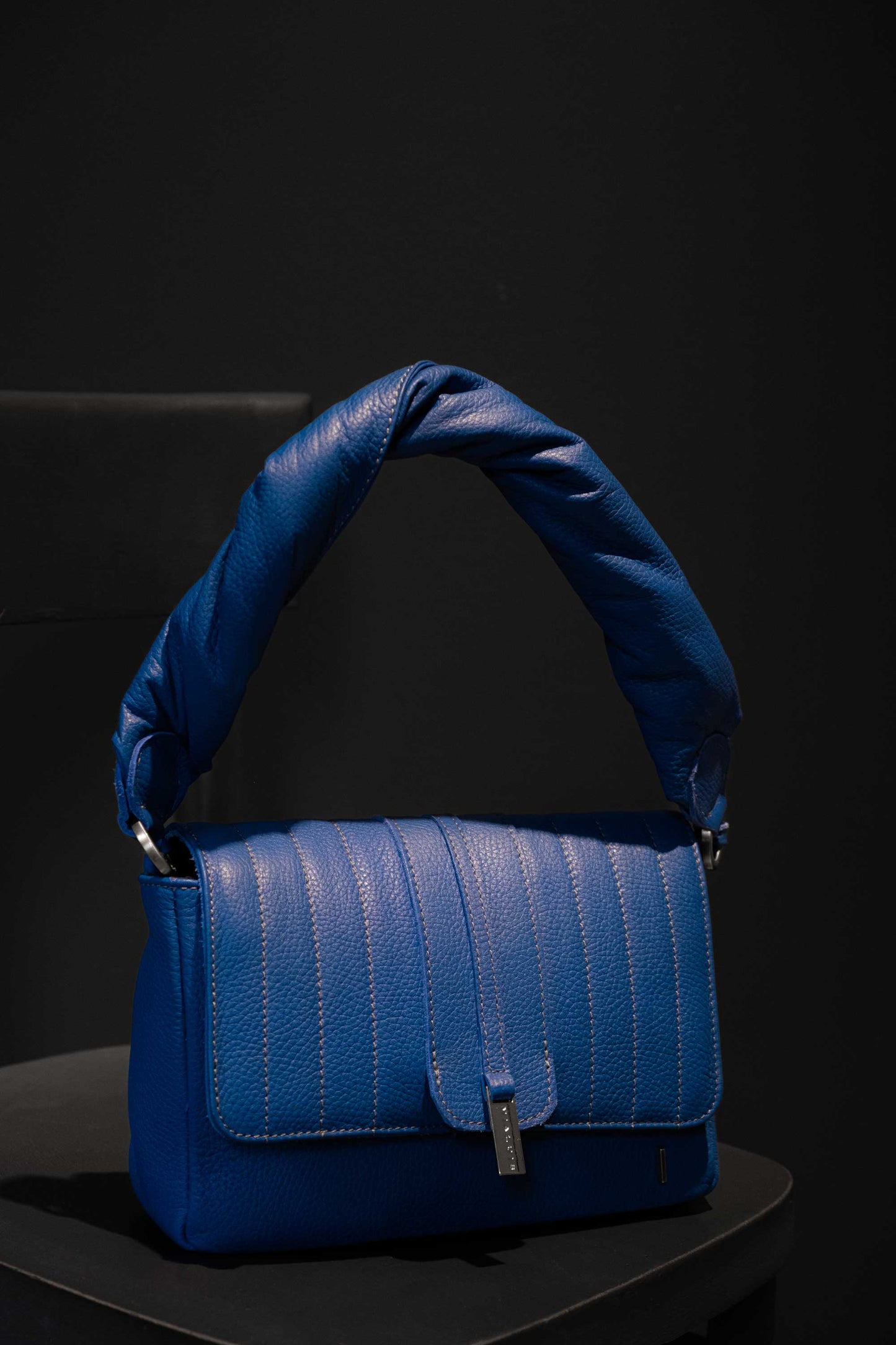 Estel in soft cina leather