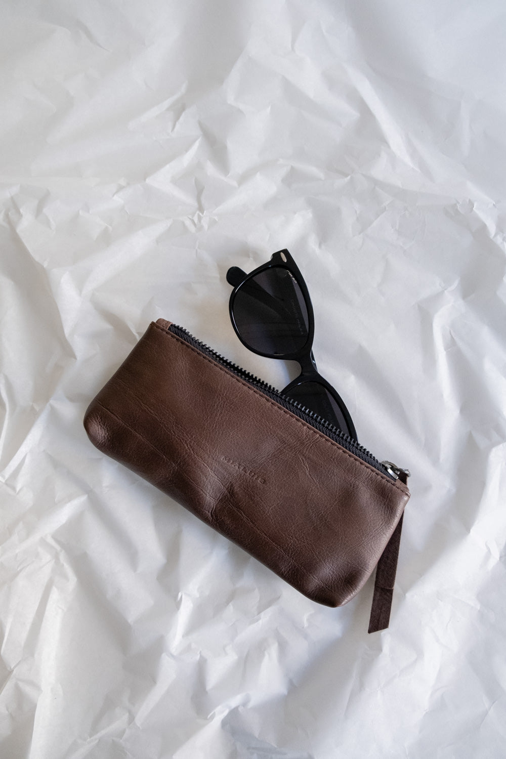 The Mialuis leather case