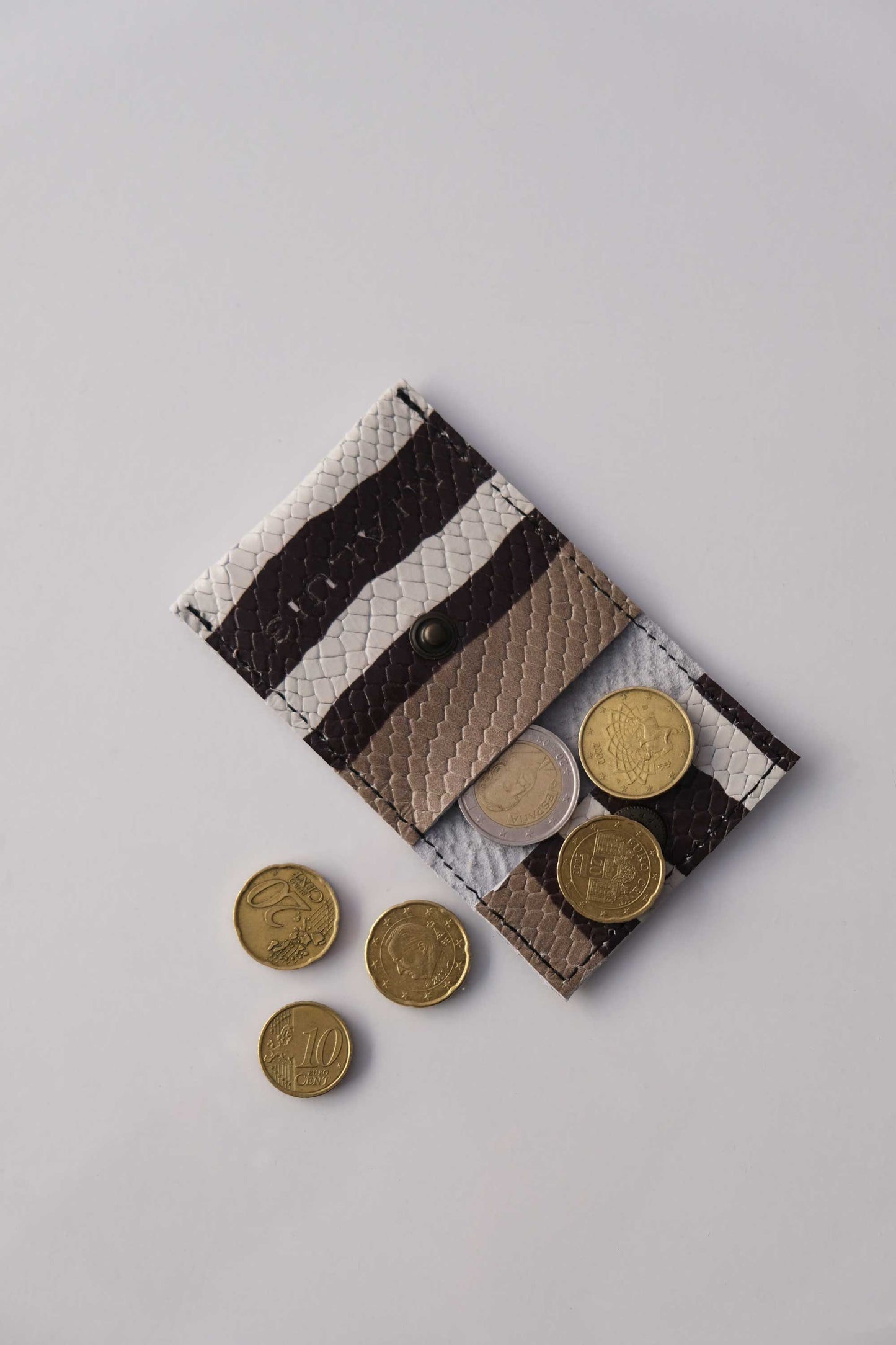 Dream Seed taupe stripe calf leather coin pouch - Made in Italy -