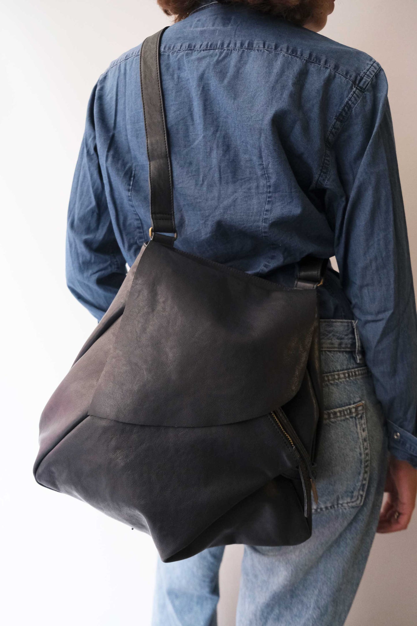 Gabri tote bag in soft nappa navy - Made in Italy -