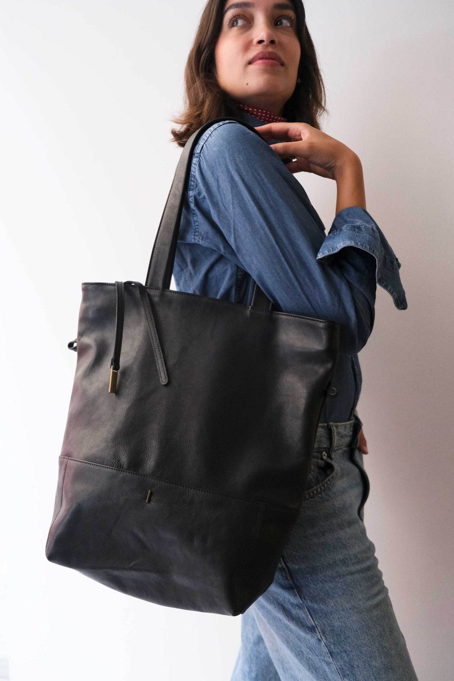 Borsa tote Nina in nappa nera - Made in Italy -