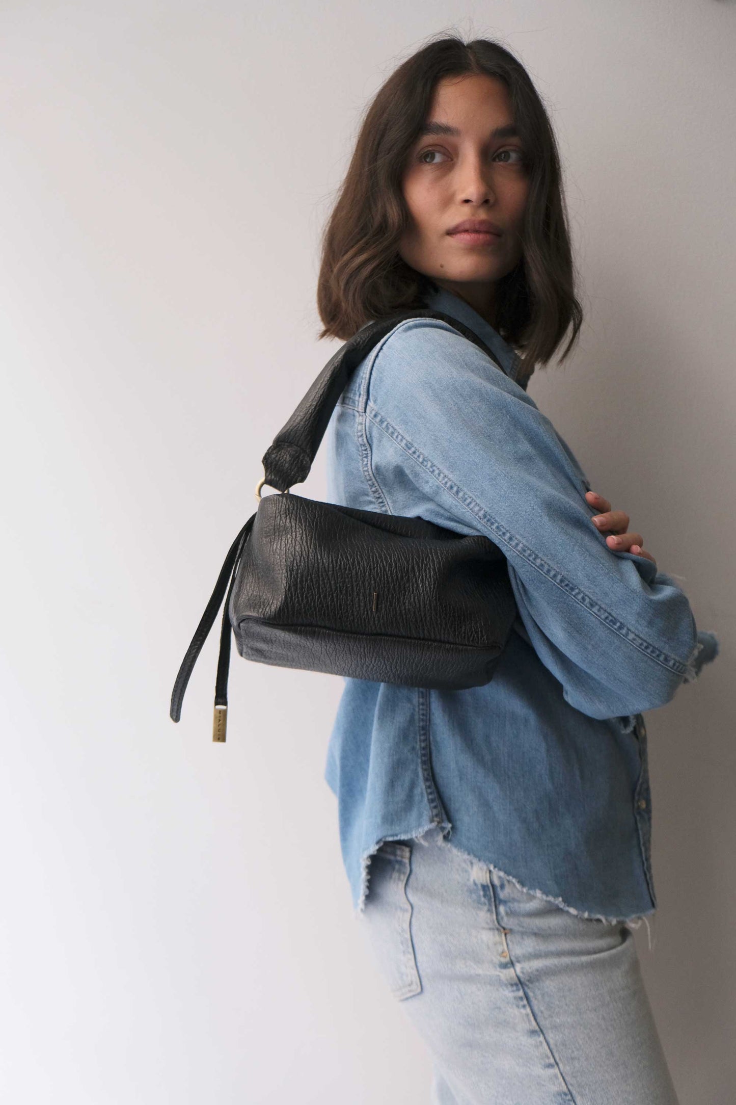 Bobo mini in black shark-effect print leather nappa - Made in Italy -