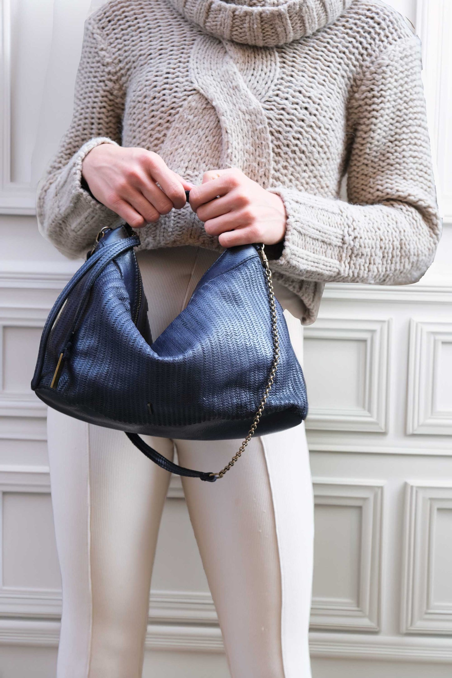 Chicca Media hobo bag in cobalt turner calf soft leather - Made in Italy-