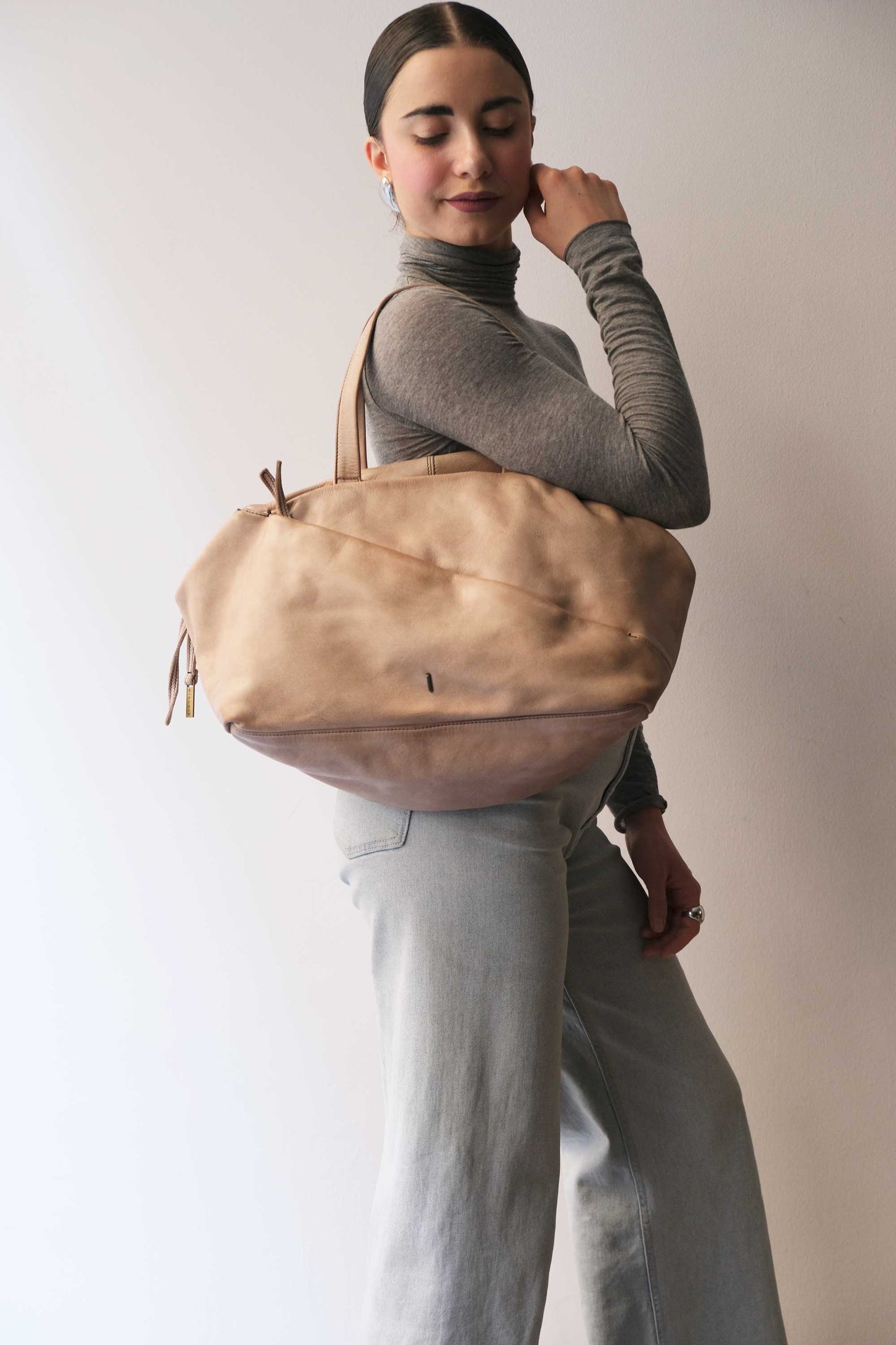 Pilli bag in sand turner soft leather - Made in Italy -
