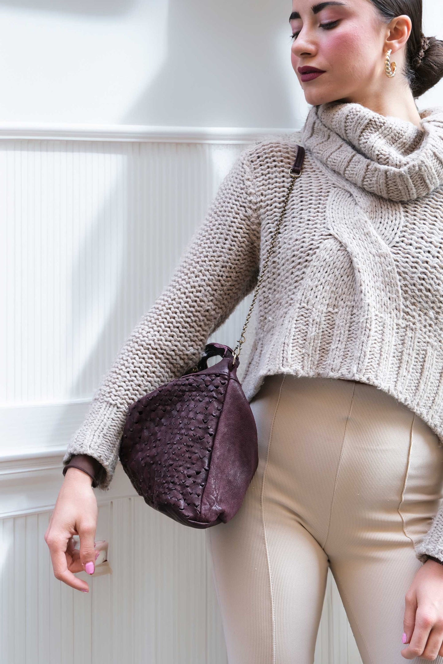 Chicca Media hobo bag in plum perforated nappa - Made in Italy-