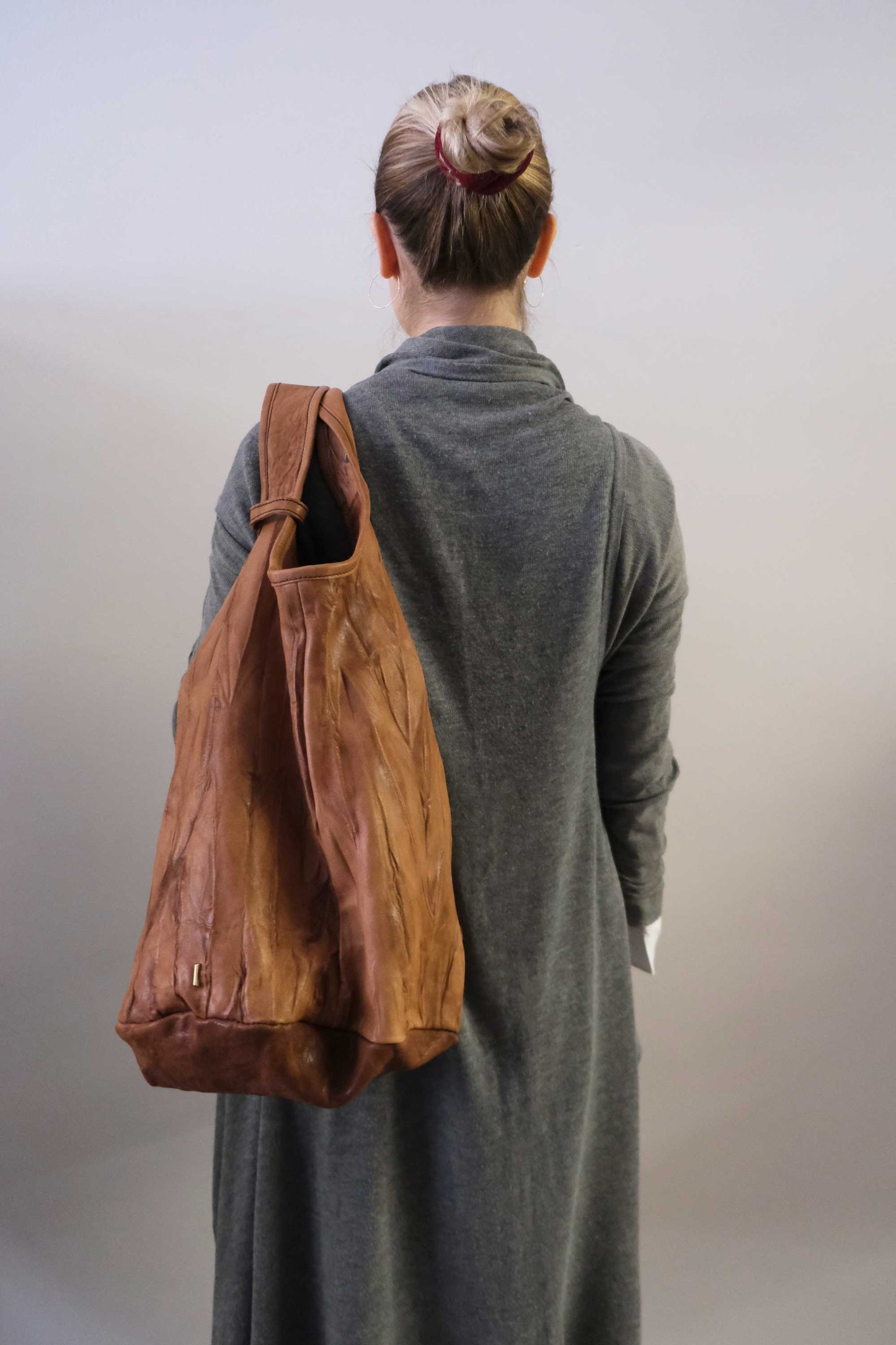 Lena tote bag in cognac soft leather