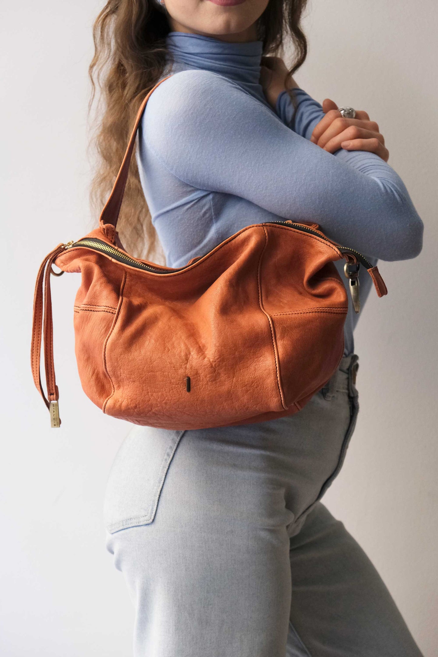 Mina media tote bag in lips nappa leather - Made in Italy -