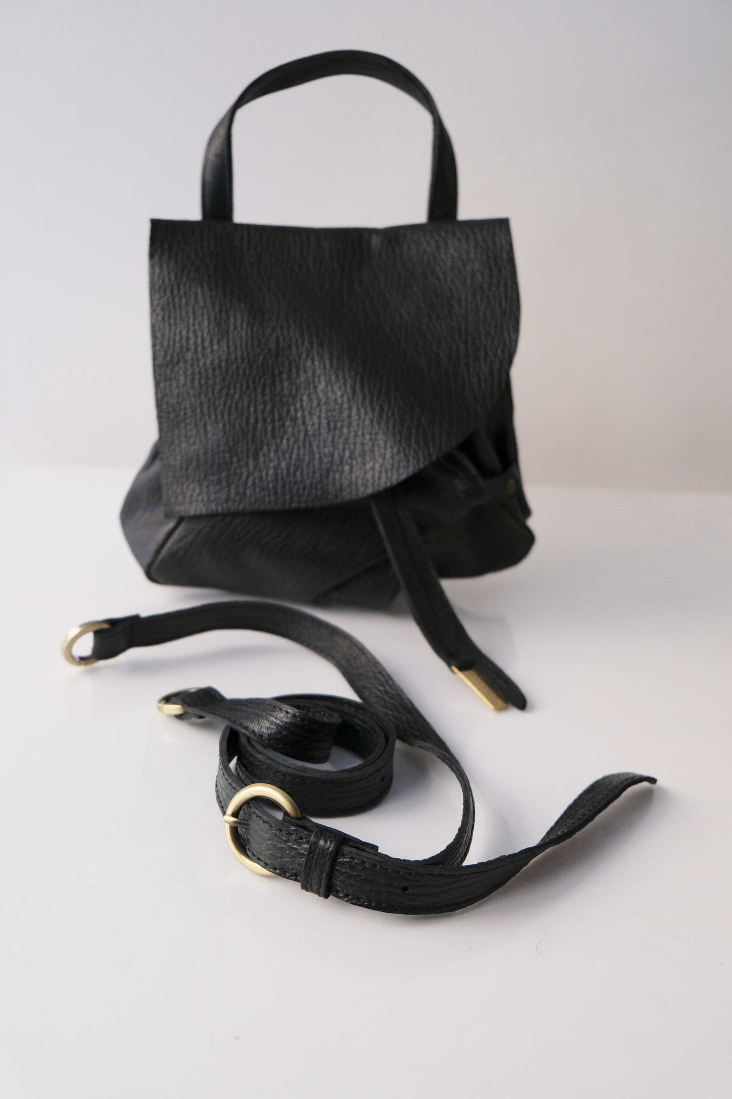 Minu mini bag in shark print black colour