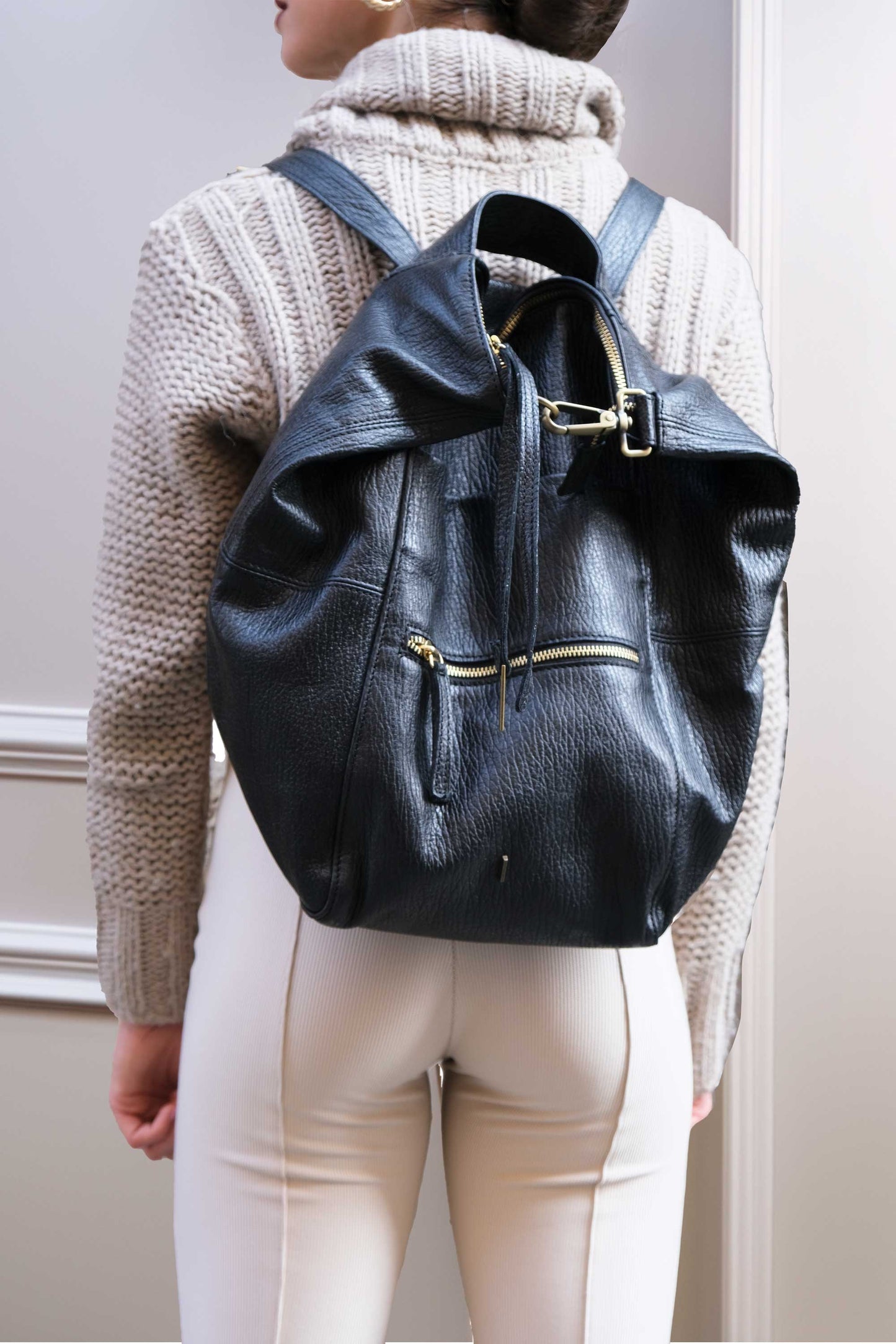 Vicky backpack in black shark-print vegetable-tanned nappa leather – Made in Italy -