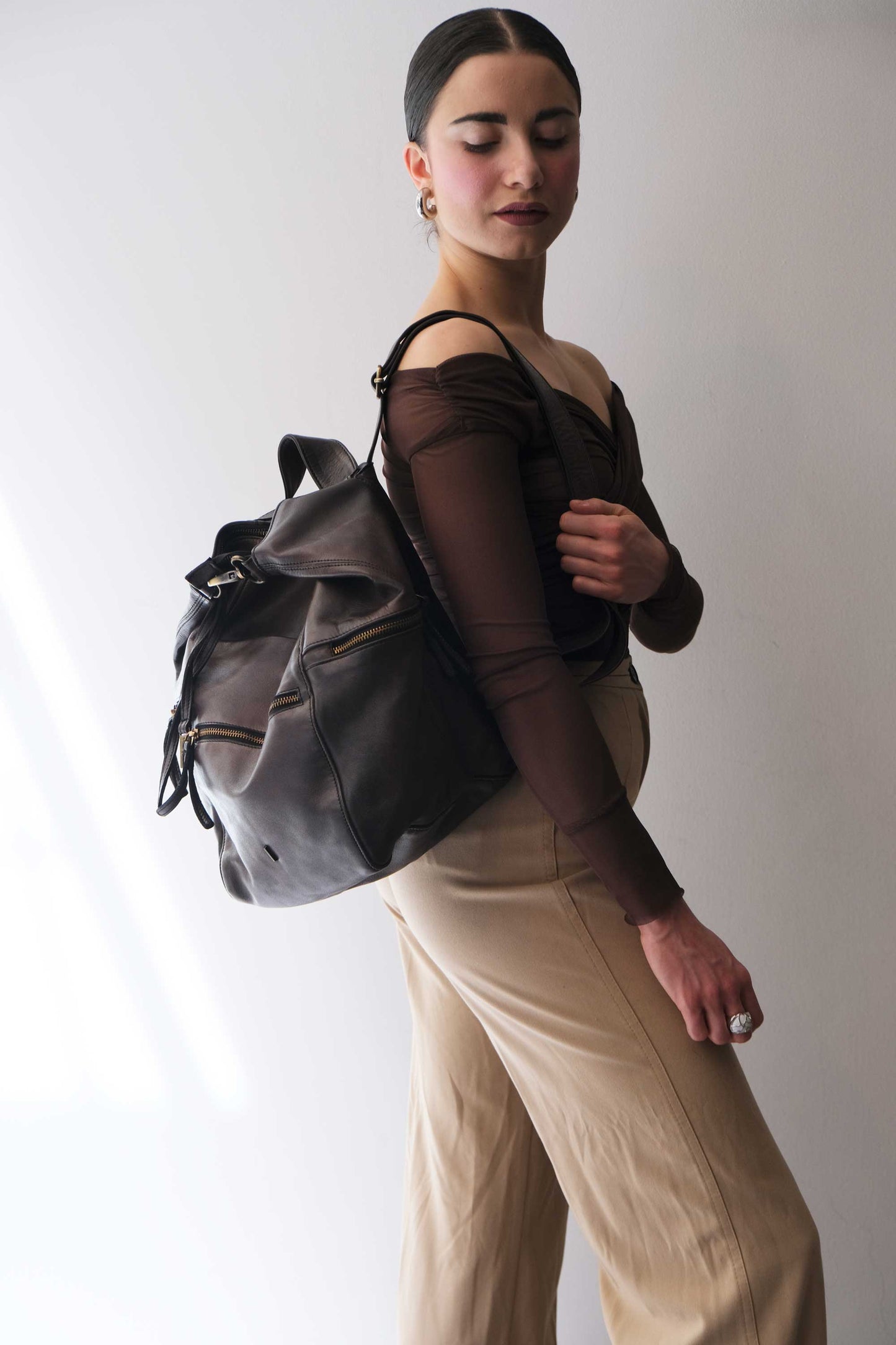 PREORDINE sconto 15% -Vicky zaino  in morbida pelle di vitello pitone effetto Turner color caffè - usa il codice PREORDER15 - LA CONSEGNA E' STIMATA 30 GIORNI DALL'ORDINE- Made in Italy -