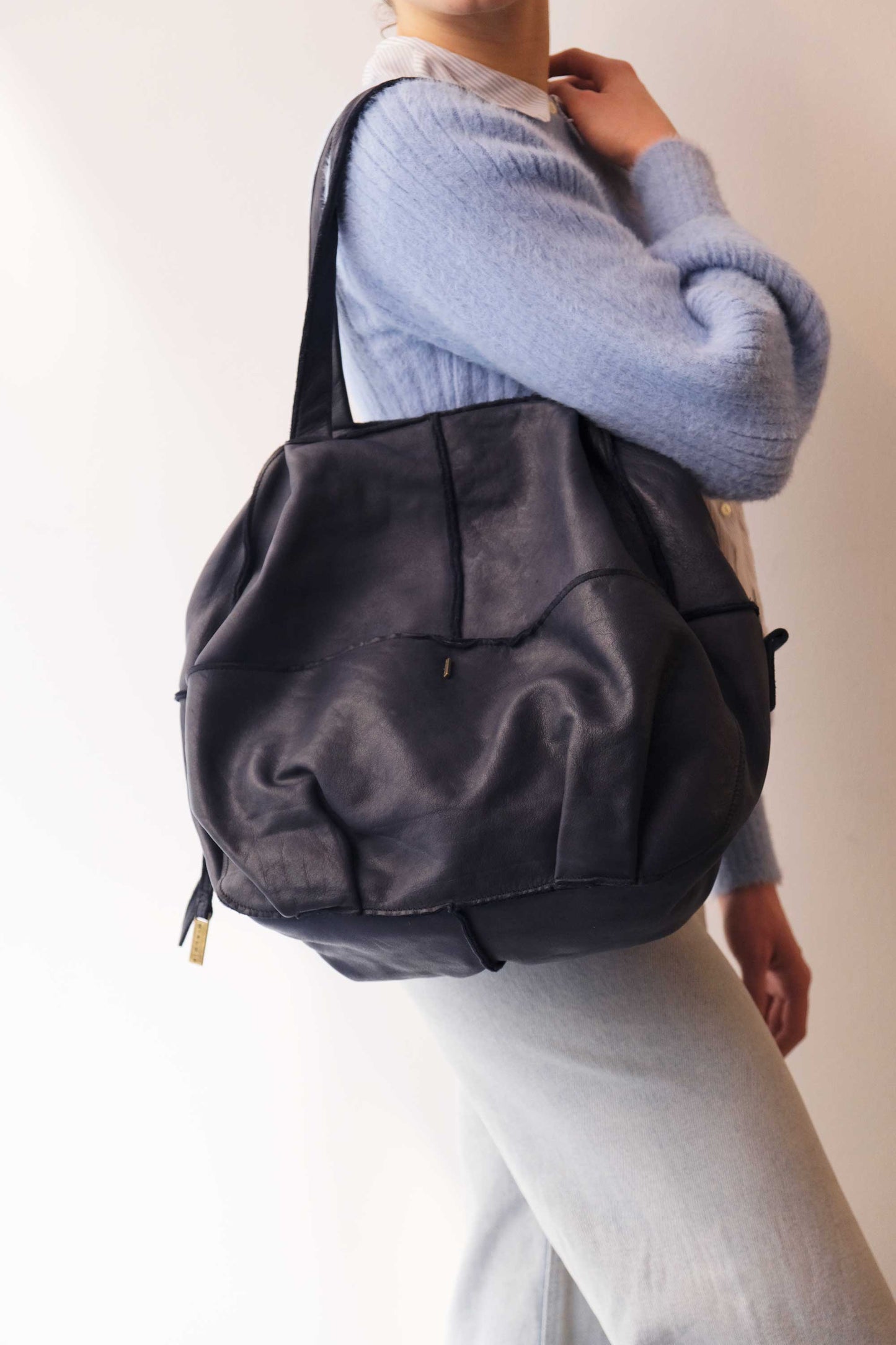 Reri bag navy garment-dyed leather - Made in Italy -