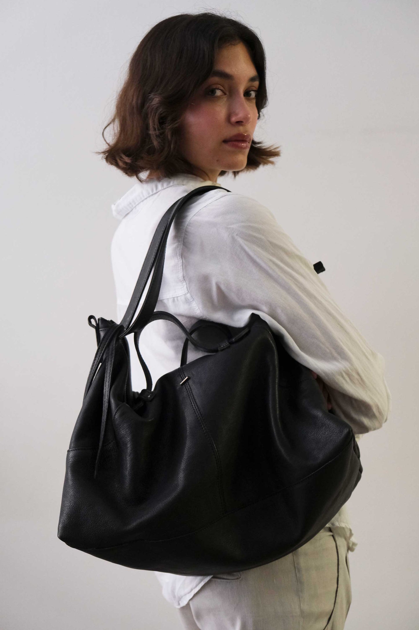 Cloudy crossbody bag in black nappa leather - Made in Italy -