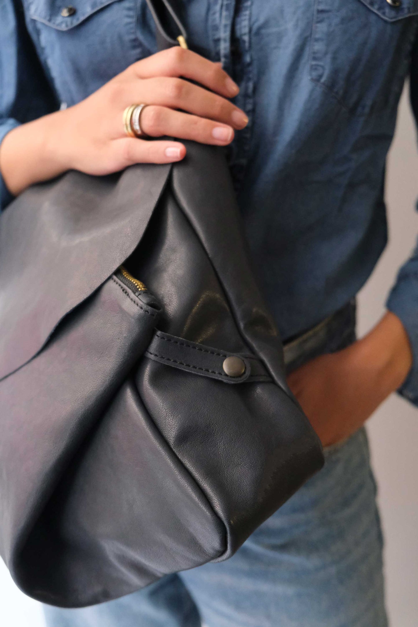 Gabri tote bag in soft nappa navy - Made in Italy -