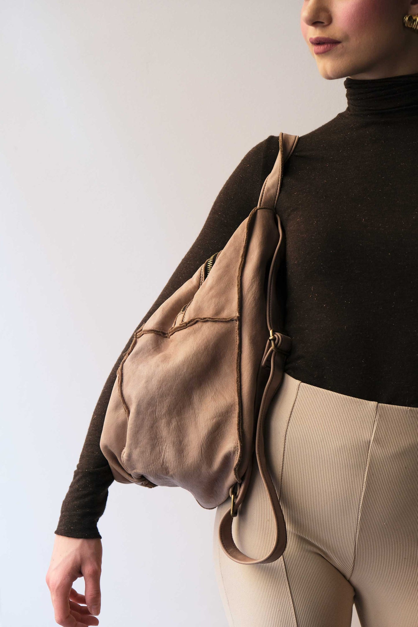 Reneri backpack sand garment-dyed leather - Made in Italy -