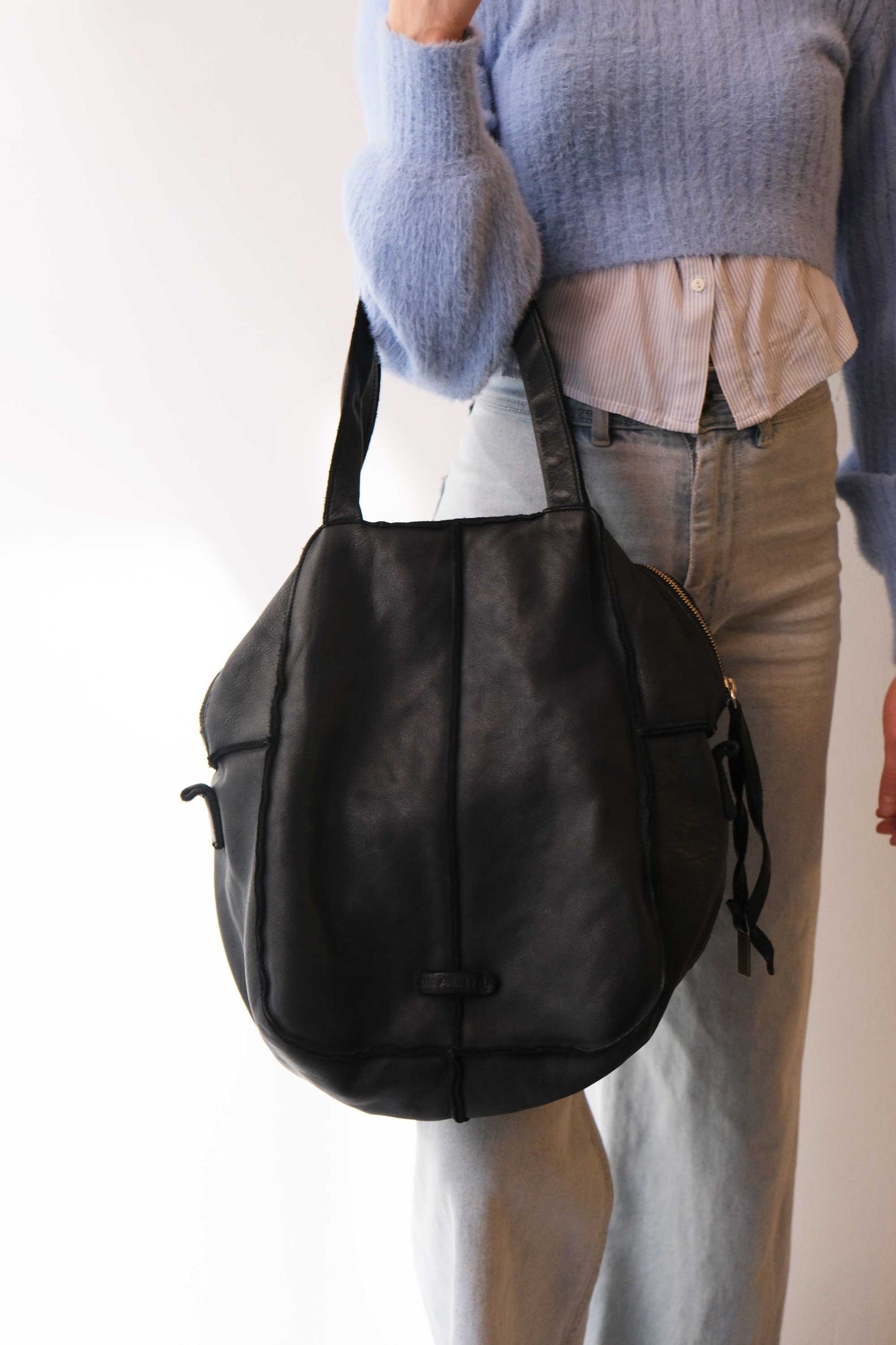Reri bag black garment-dyed leather - Made in Italy -