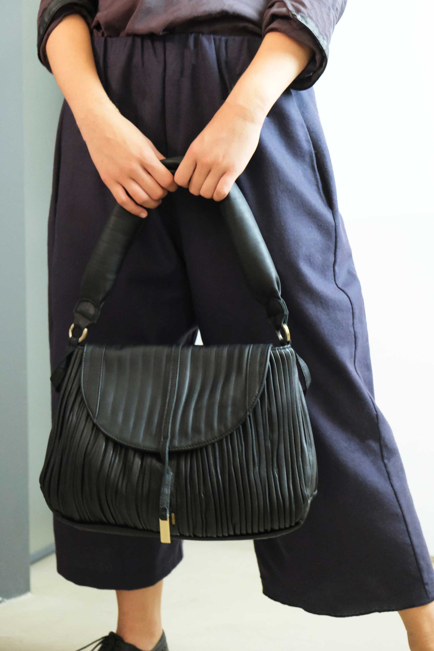 Do Torchon saddle bag in pleated leather