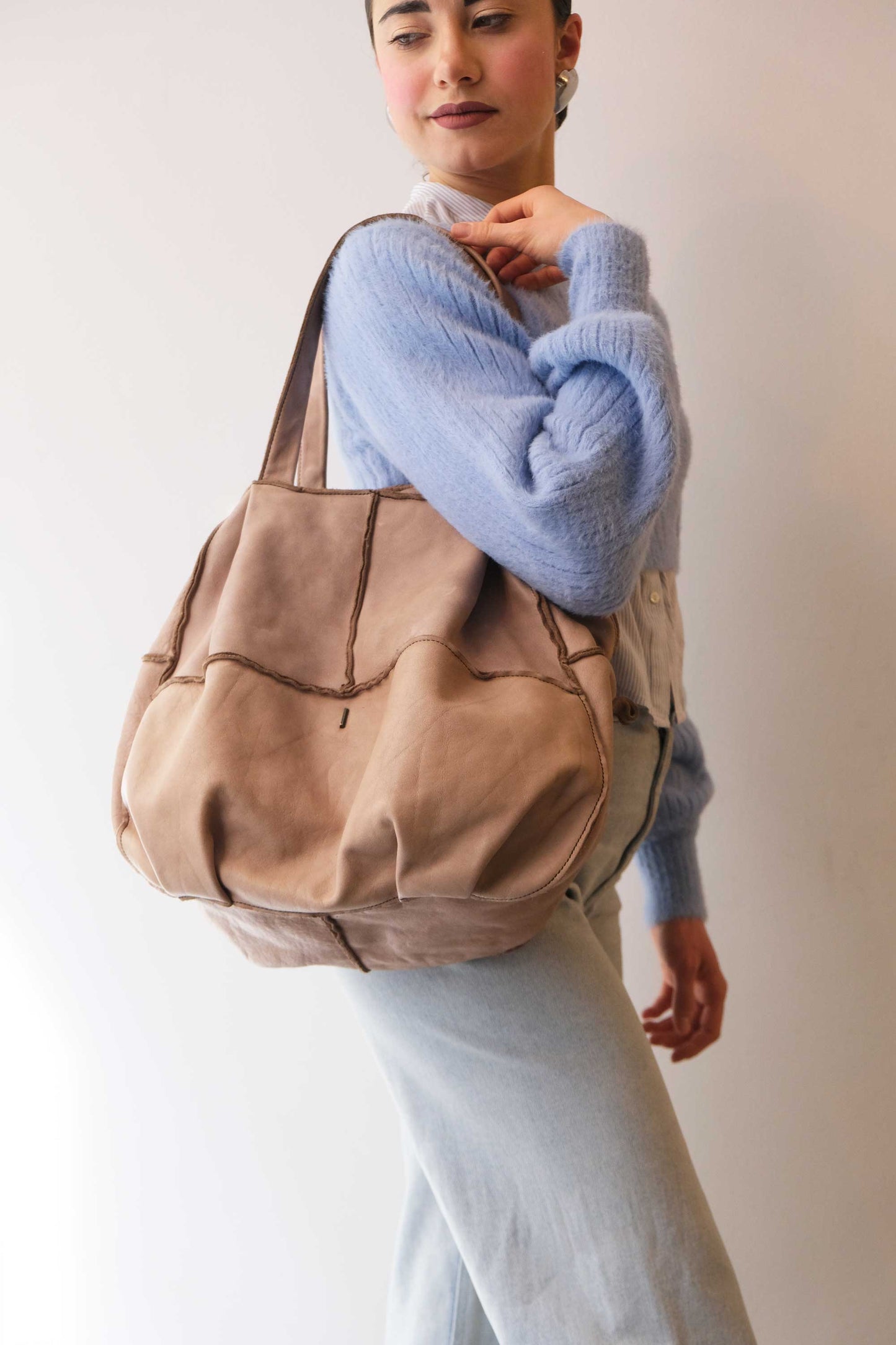Reri bag sand garment-dyed leather - Made in Italy -