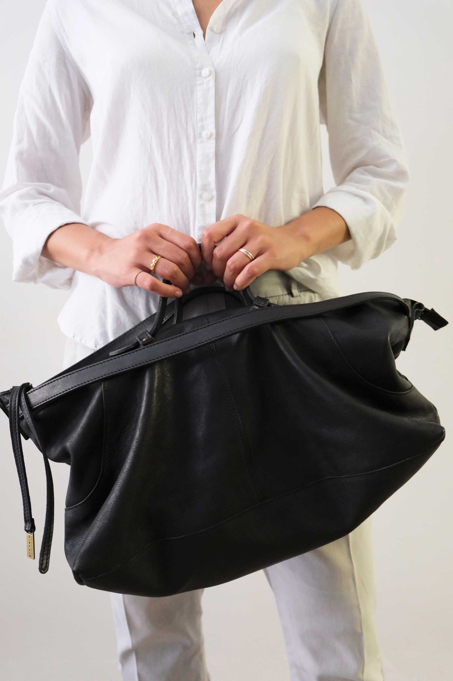 Cloudy crossbody bag in black nappa leather - Made in Italy -