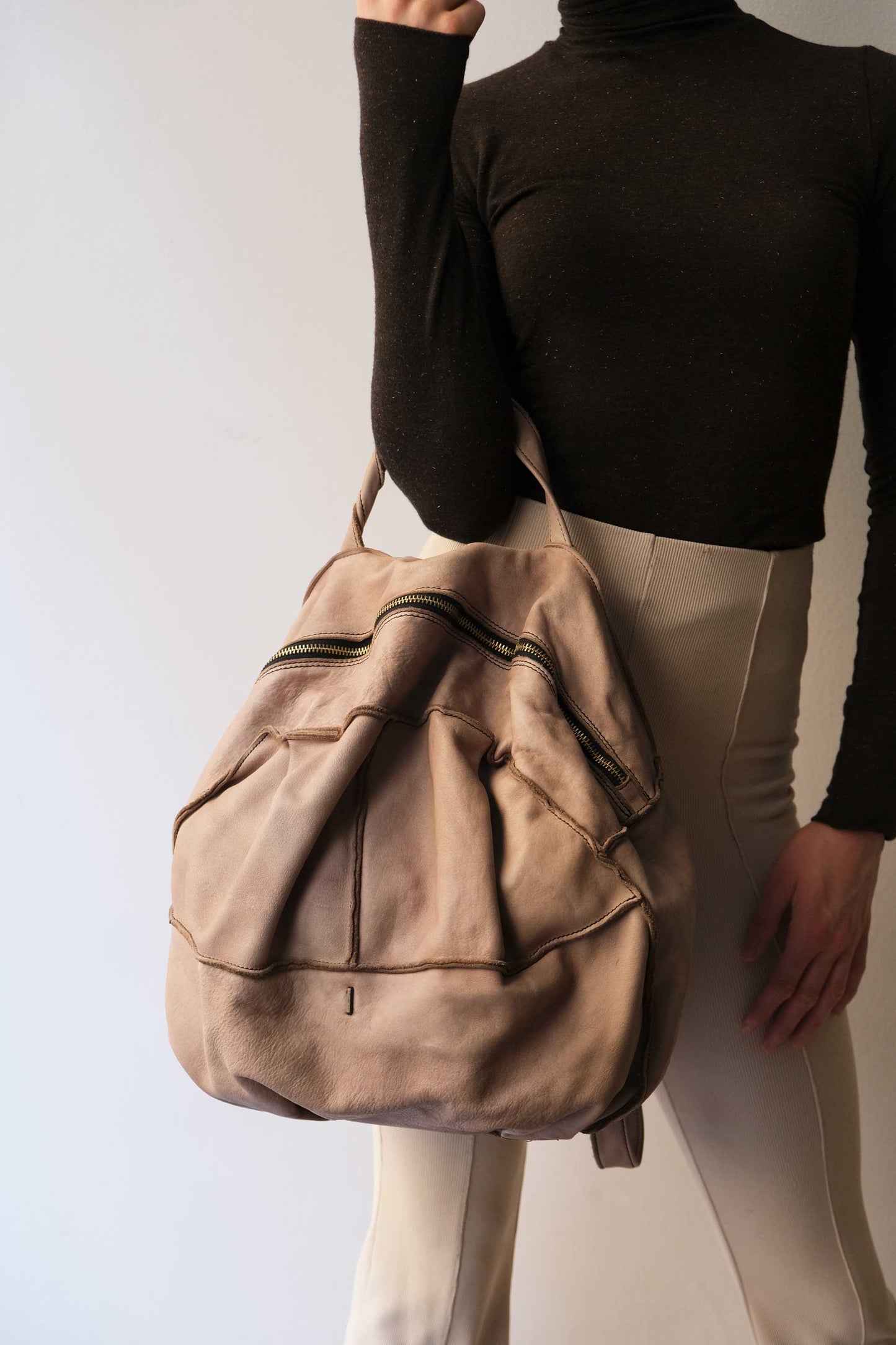 Reneri backpack sand garment-dyed leather - Made in Italy -