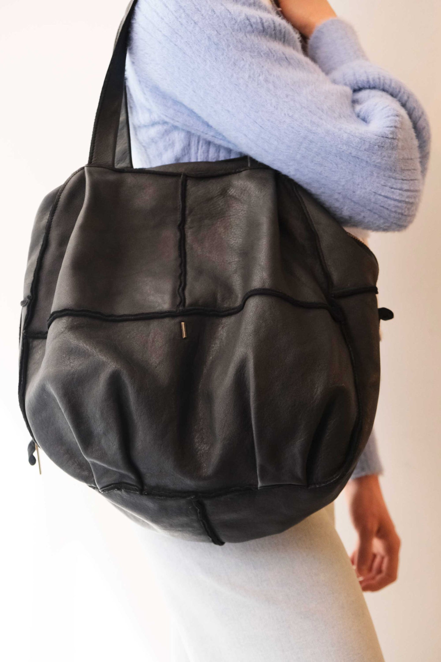 Reri bag black garment-dyed leather - Made in Italy -