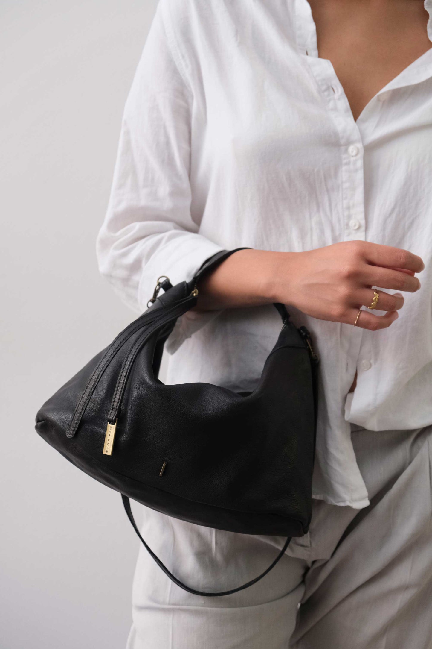 Chicca MediA hobo bag in black nappa vegetable leather - Made in Italy -