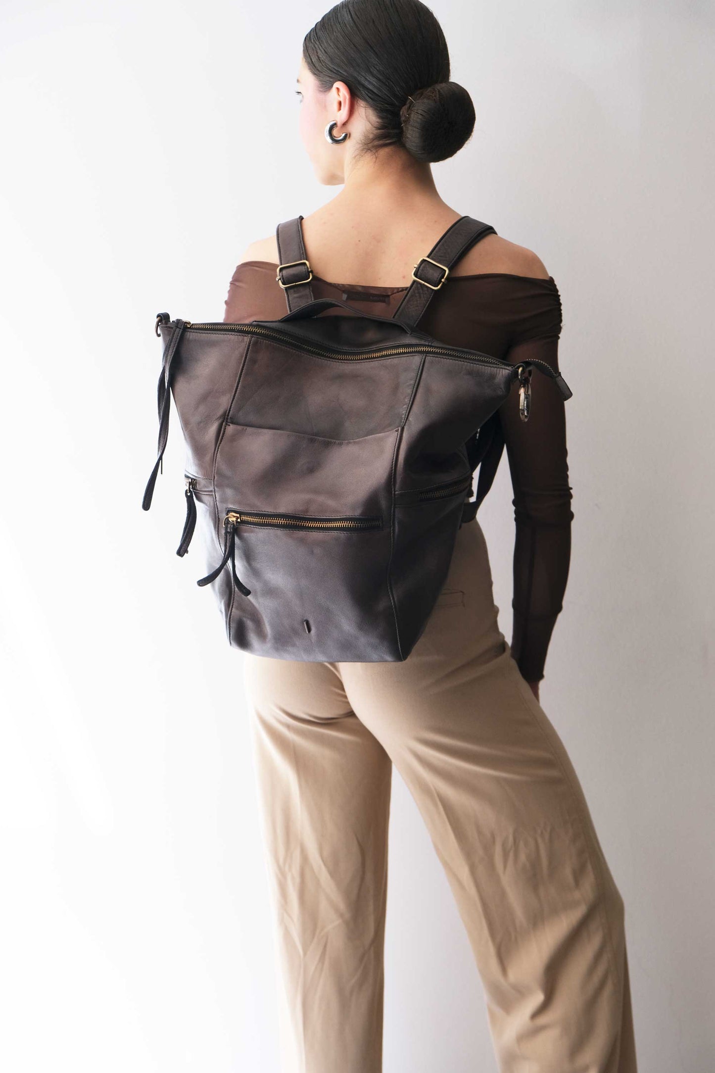 PREORDINE sconto 15% -Vicky zaino  in morbida pelle di vitello pitone effetto Turner color caffè - usa il codice PREORDER15 - LA CONSEGNA E' STIMATA 30 GIORNI DALL'ORDINE- Made in Italy -