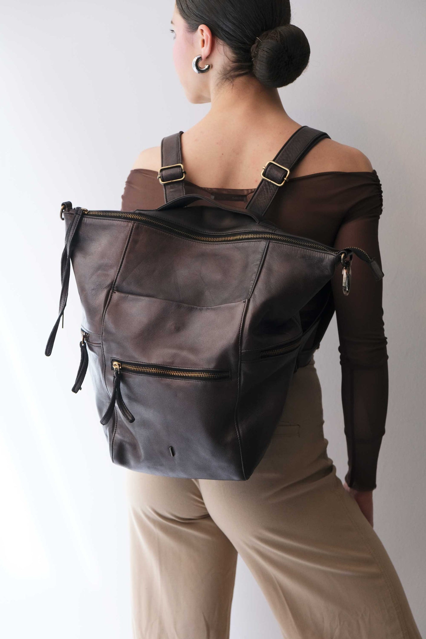 PREORDINE sconto 15% -Vicky zaino  in morbida pelle di vitello pitone effetto Turner color caffè - usa il codice PREORDER15 - LA CONSEGNA E' STIMATA 30 GIORNI DALL'ORDINE- Made in Italy -