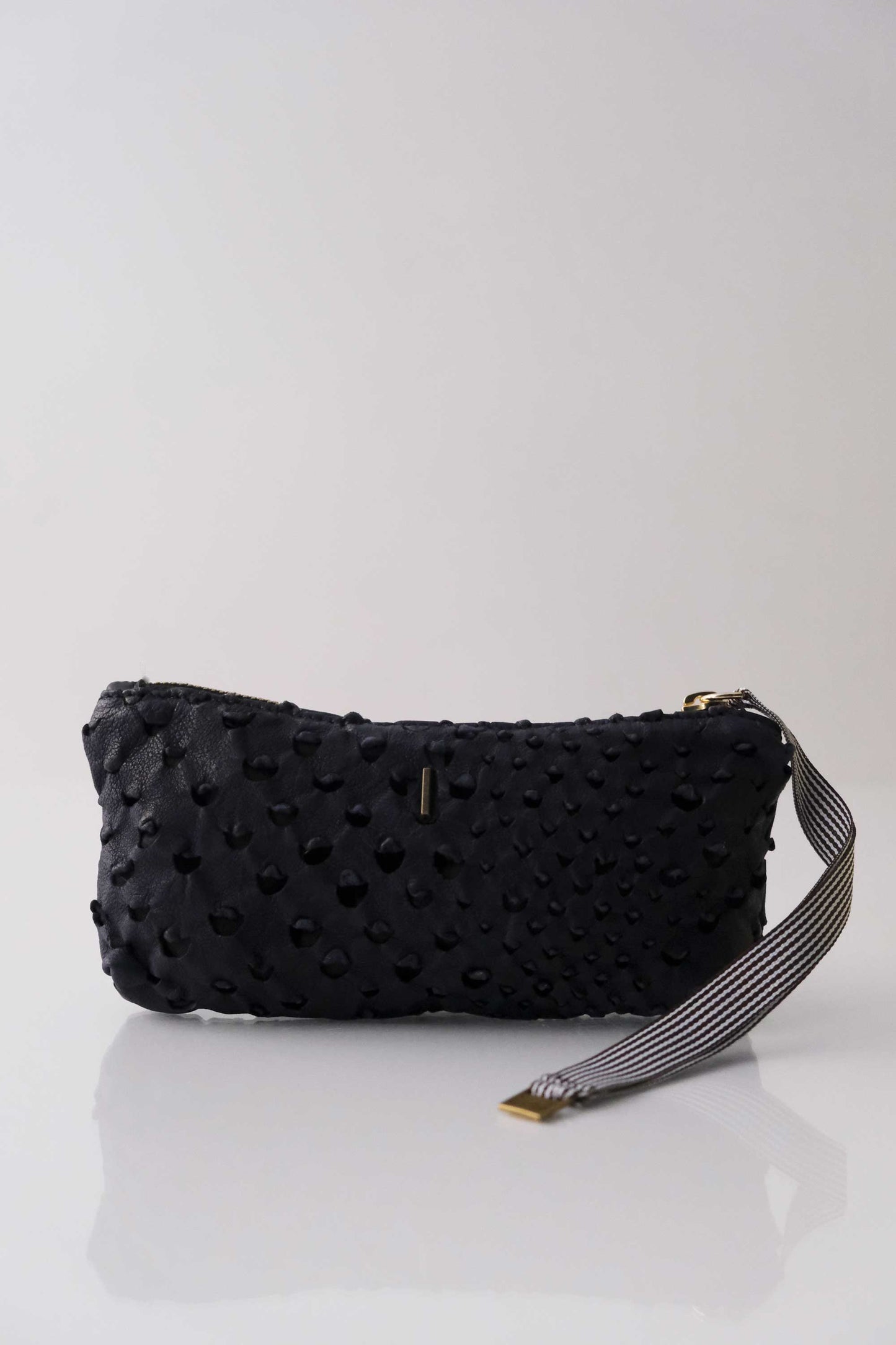 Dream Big soft blueberry nappa taipan-effect pochette – The Sustainable Pochette – Made in Italy