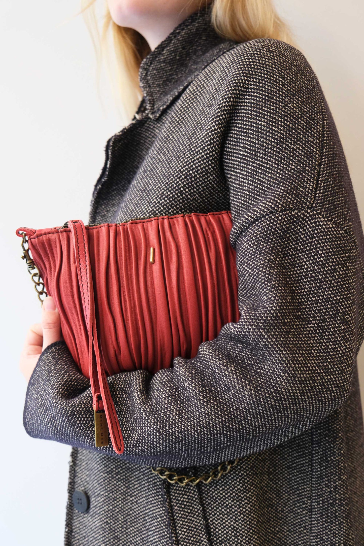 Mikin pochette in red pleated leather-Made in Italy -