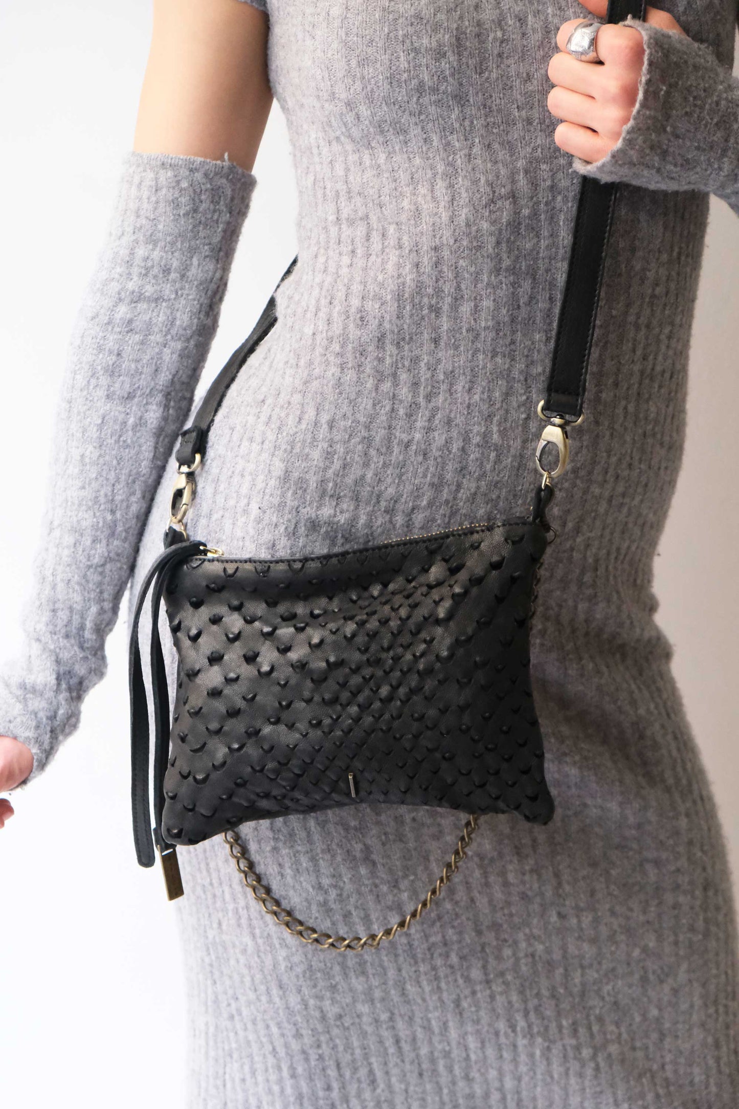 Mikin black pochette in taipan vegetable-tanned leather – Made in Italy -