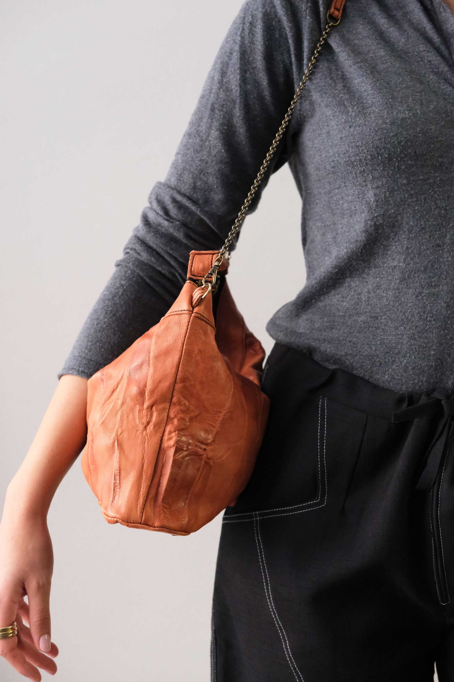 Chicca Media hobo bag in lips lomé nappa - Made in Italy -